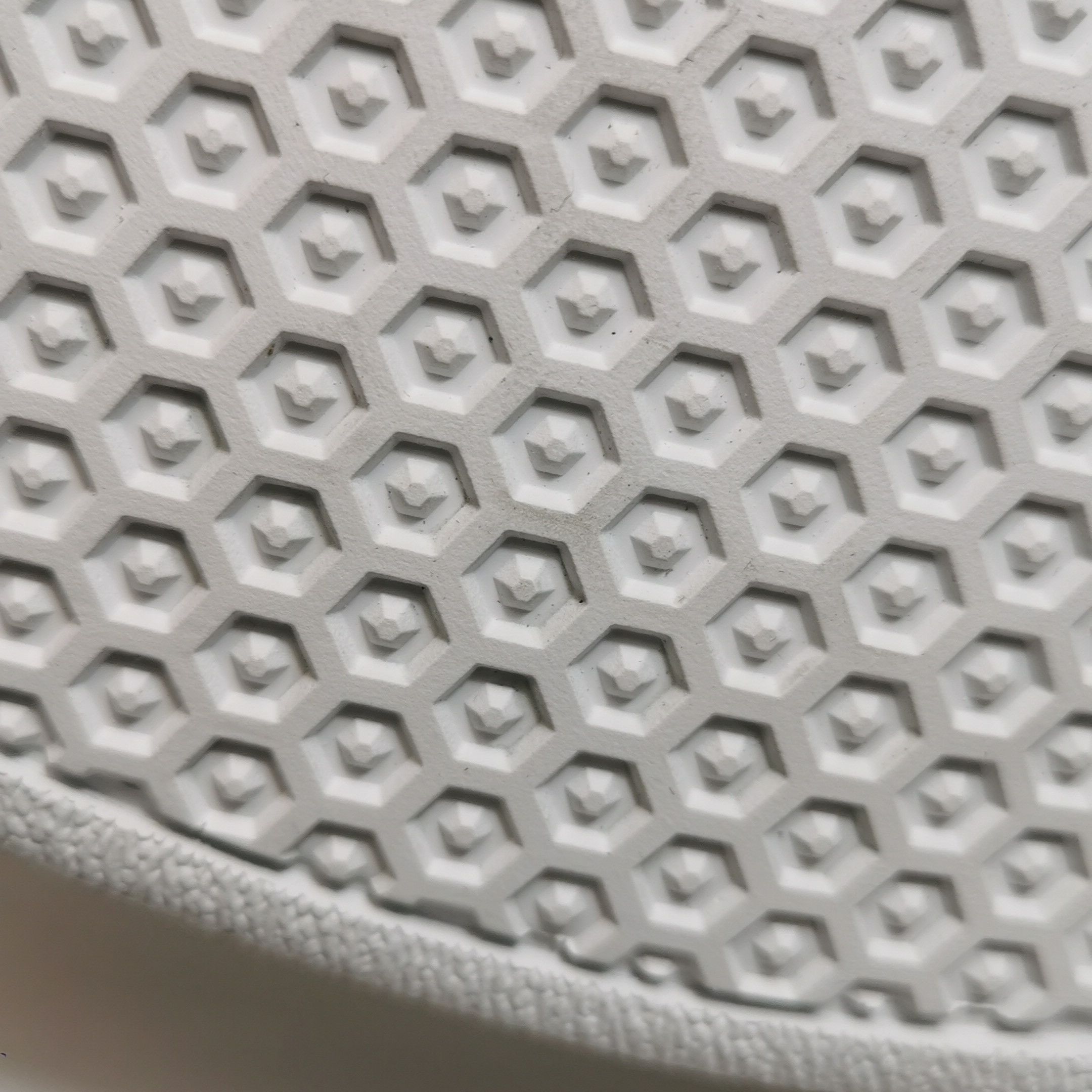 Miu Miu Miu Miu Men 10 Lowtop Sneakers Size US 10 / EU 43 - 10 Thumbnail