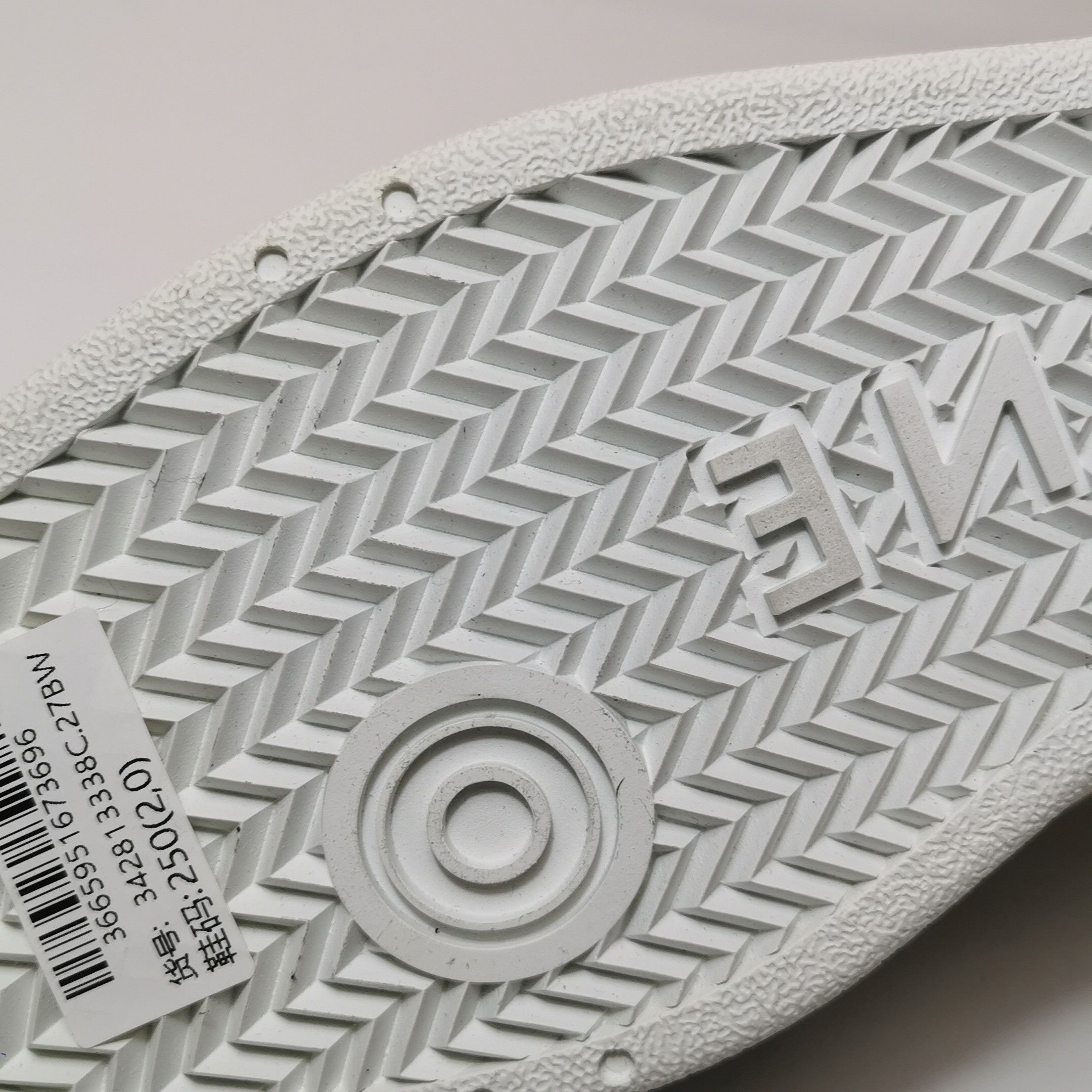 Celine Celine Men 7 Lowtop Sneakers Size US 7 / EU 40 - 14 Thumbnail
