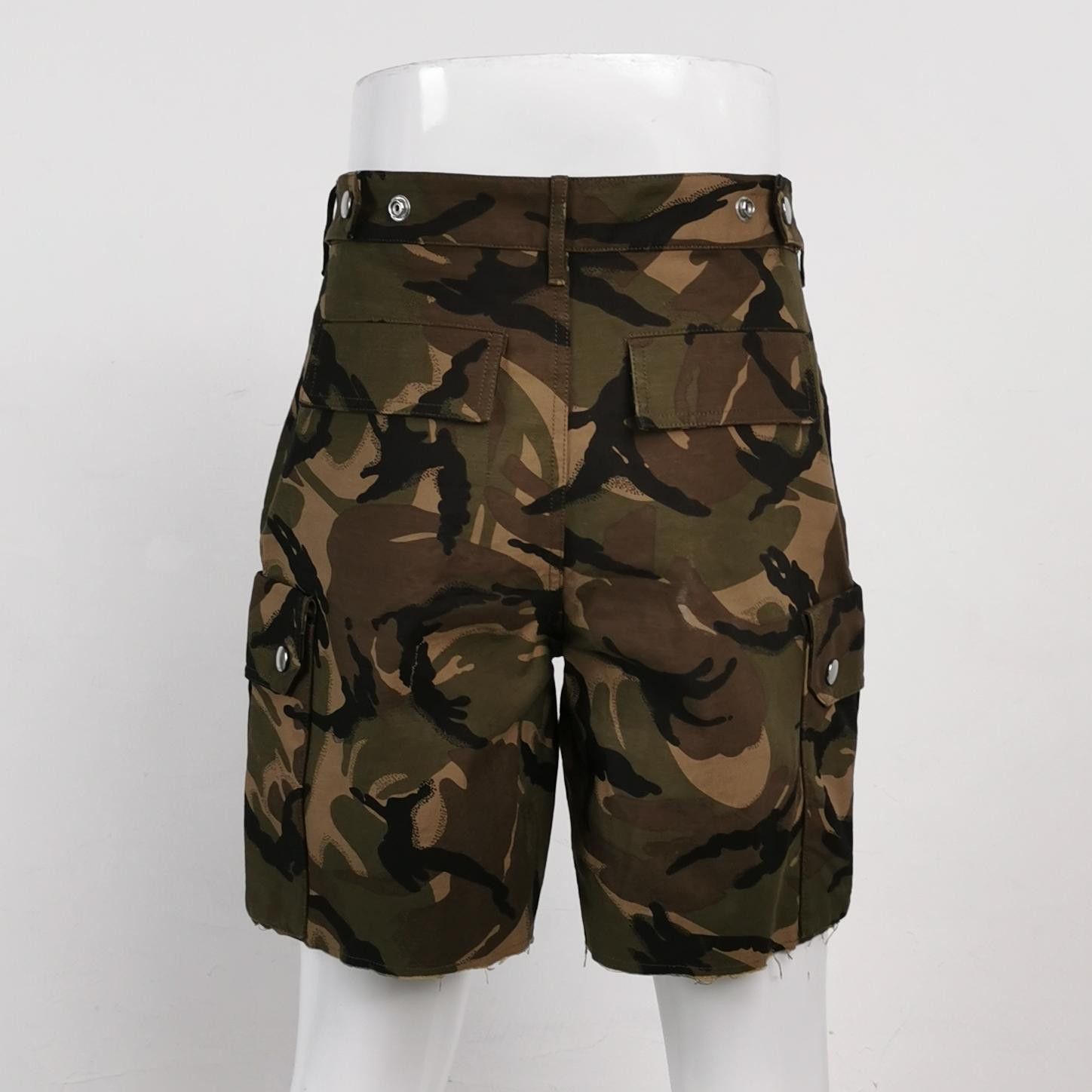 Celine Celine Men 32 Shorts Size US 32 / EU 48 - 2 Thumbnail