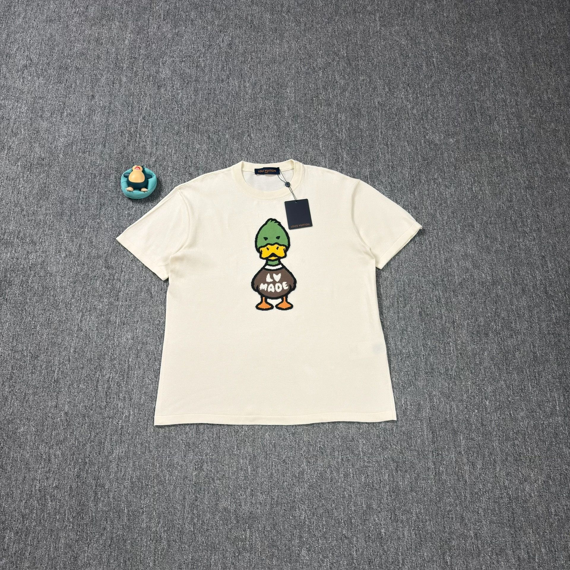 Louis Vuitton Louis Vuitton x Nigo Duck Knit T-Shirt Size M Size US M / EU 48-50 / 2 - 2 Thumbnail