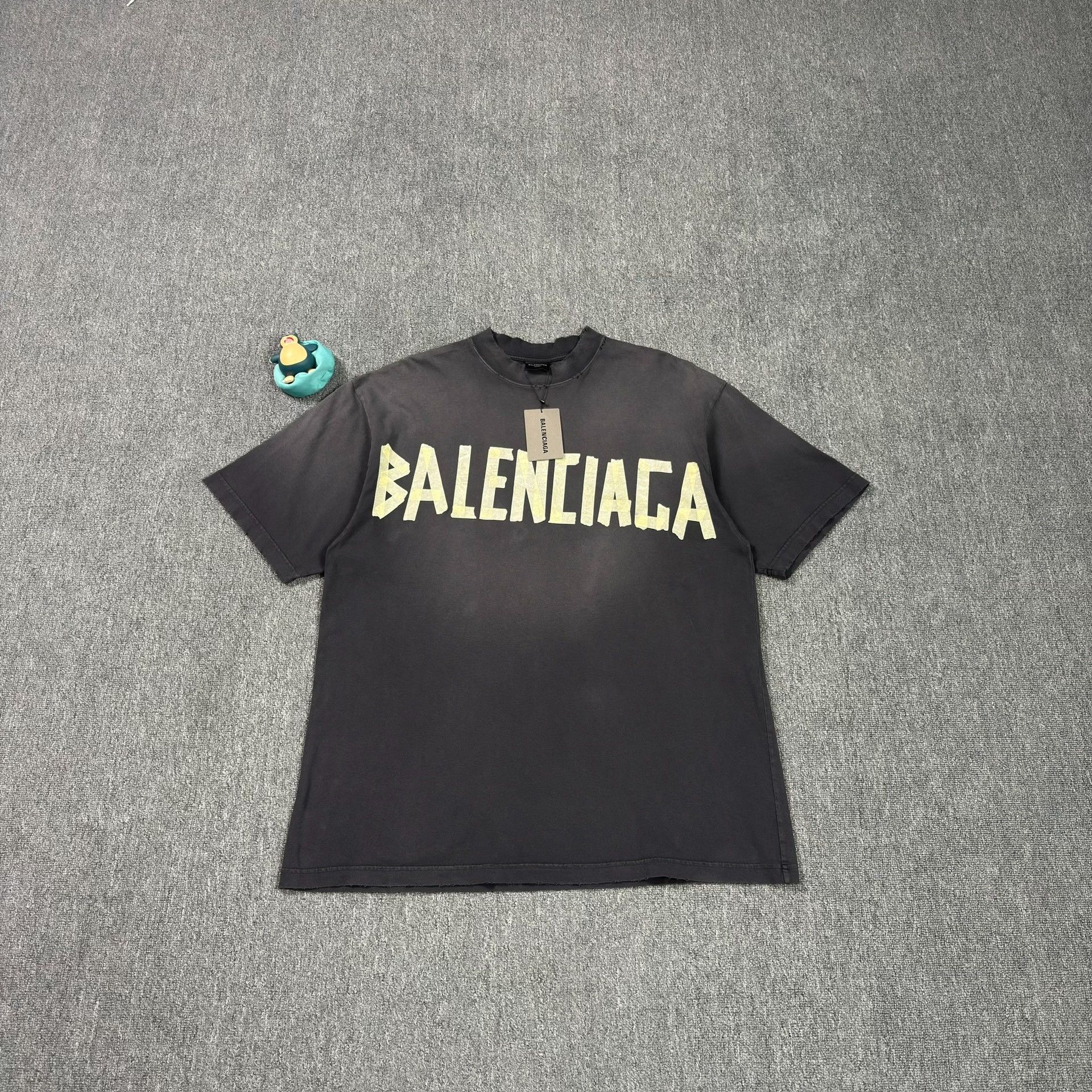 Balenciaga Balenciaga Yellow Tape Logo T-Shirt Size L Size US L / EU 52-54 / 3 - 2 Thumbnail