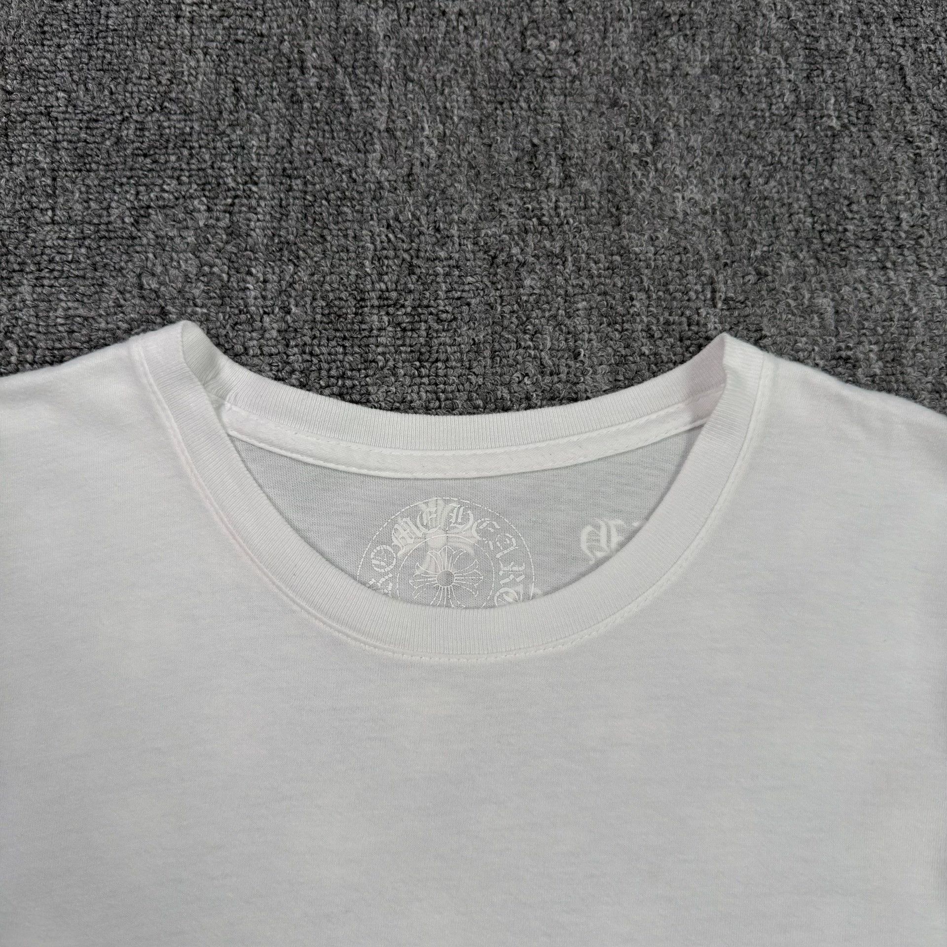 Chrome Hearts Chrome Hearts Horseshoe Pocket T-Shirt Size S Size US S / EU 44-46 / 1 - 4 Thumbnail