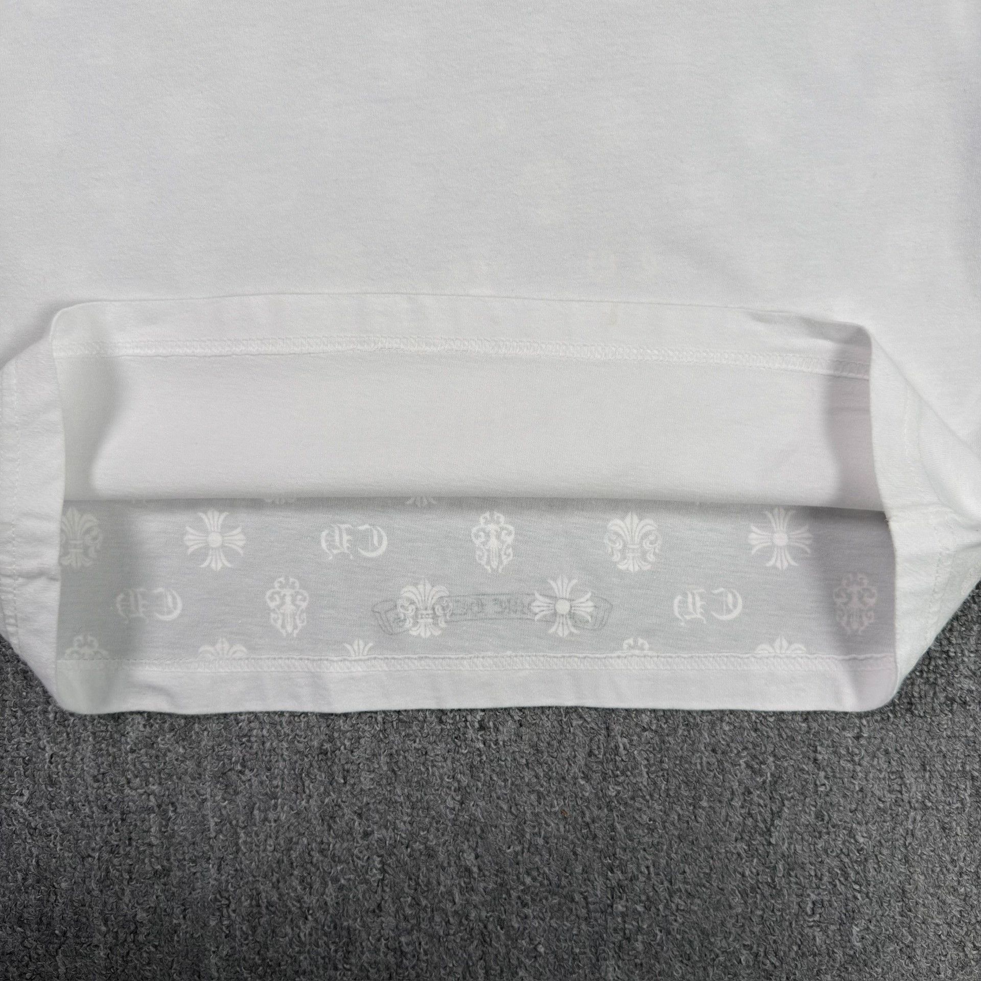 Chrome Hearts Chrome Hearts Horseshoe Pocket T-Shirt Size S Size US S / EU 44-46 / 1 - 6 Thumbnail