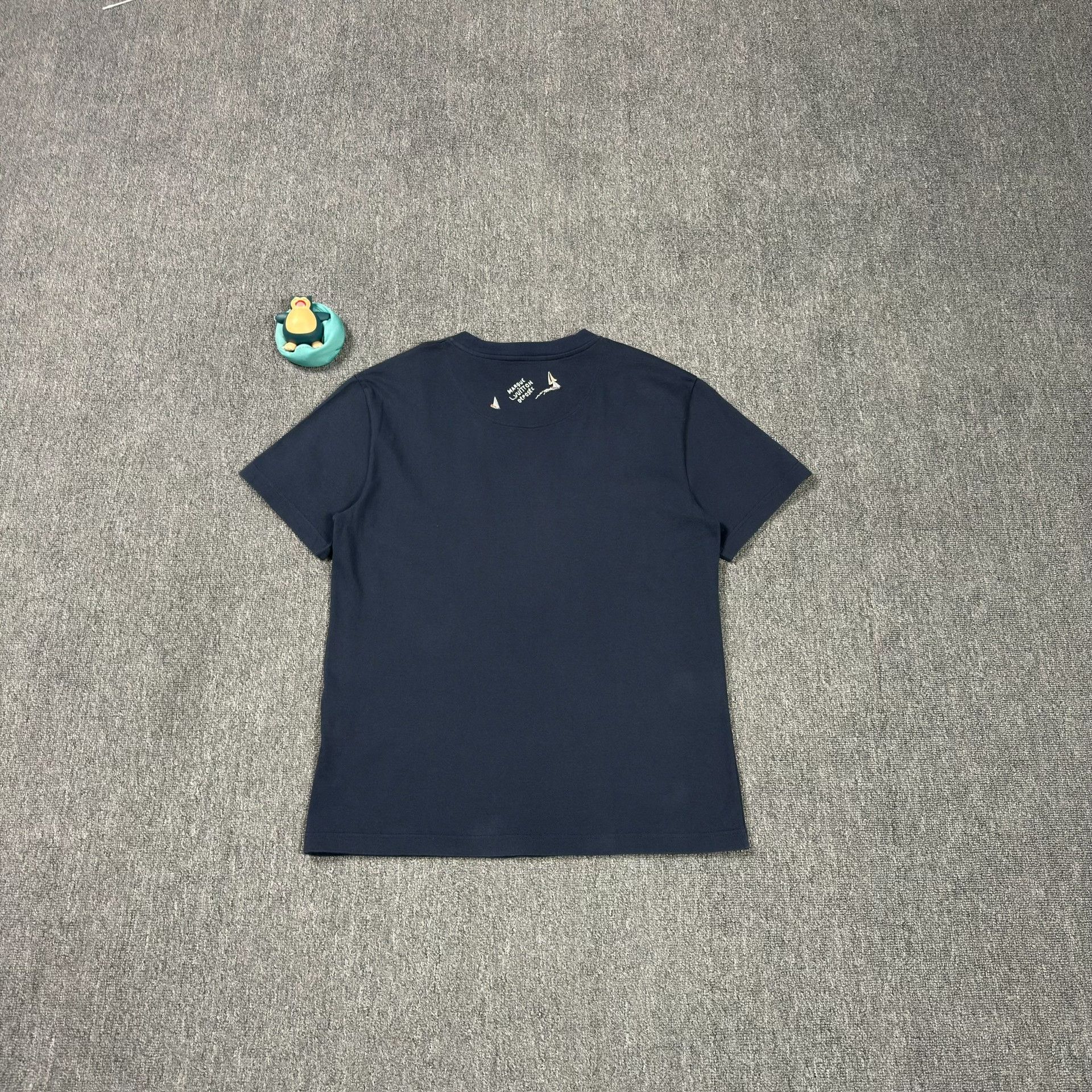 Louis Vuitton Louis Vuitton Sailboat Embroidery T-Shirt Size M Size US M / EU 48-50 / 2 - 3 Thumbnail