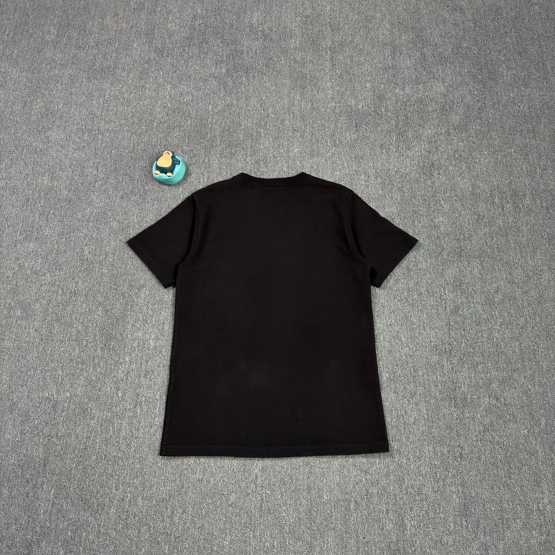 Dior Dior Logo Patch T-Shirt Size L Size US L / EU 52-54 / 3 - 3 Thumbnail