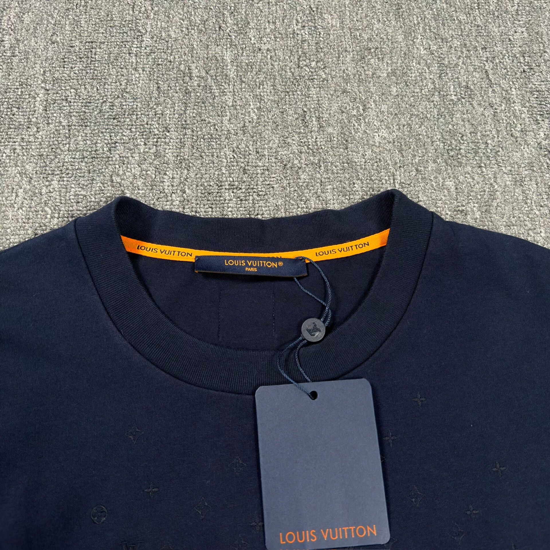 Louis Vuitton Louis Vuitton Nigo Lobster Embroidery T-Shirt Size XL Size US XL / EU 56 / 4 - 4 Thumbnail