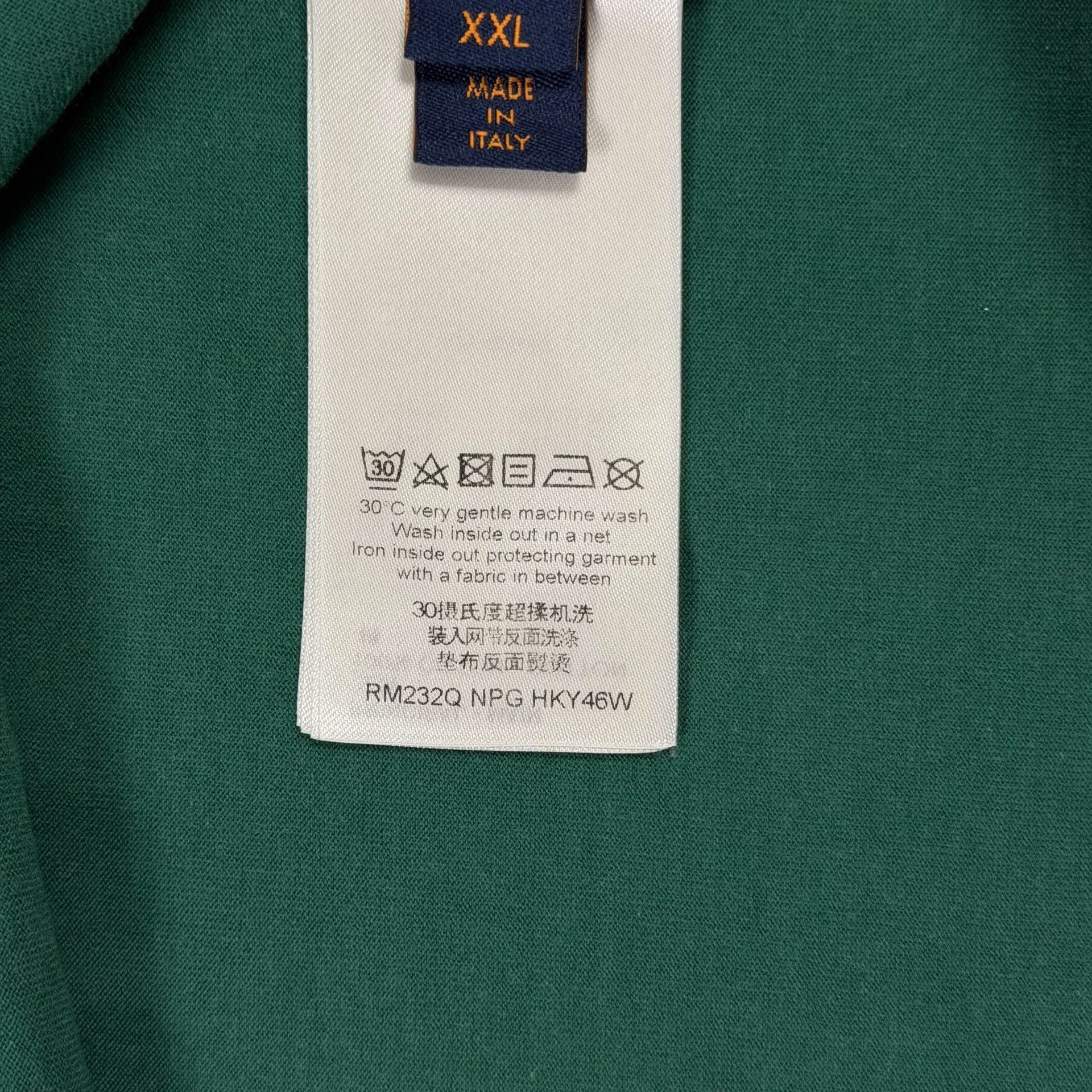Louis Vuitton Louis Vuitton Monogram Gradient T-Shirt Size XXL Size US XXL / EU 58 / 5 - 7 Thumbnail