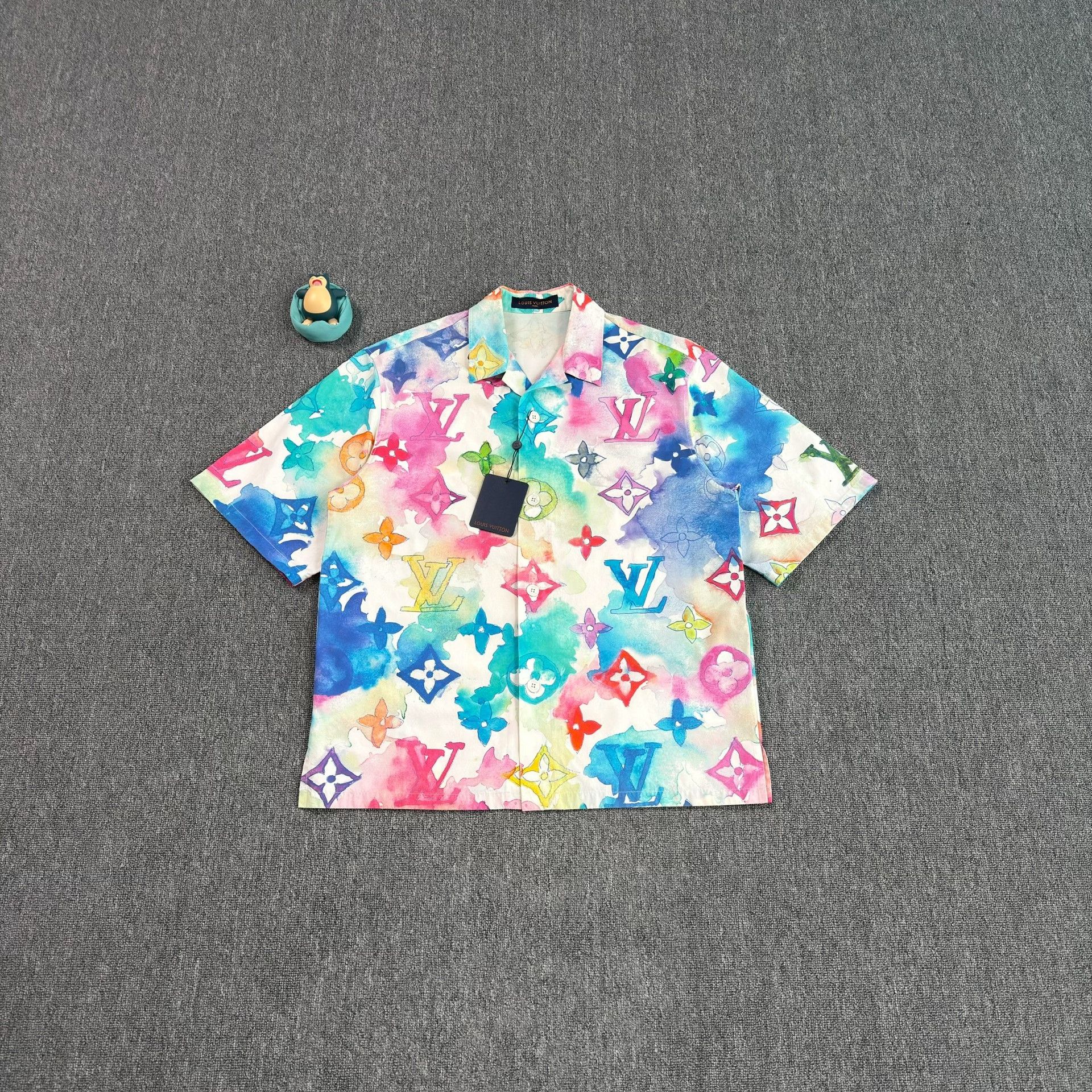 Louis Vuitton Louis Vuitton Watercolor Monogram Shirt Size L Size US L / EU 52-54 / 3 - 2 Thumbnail