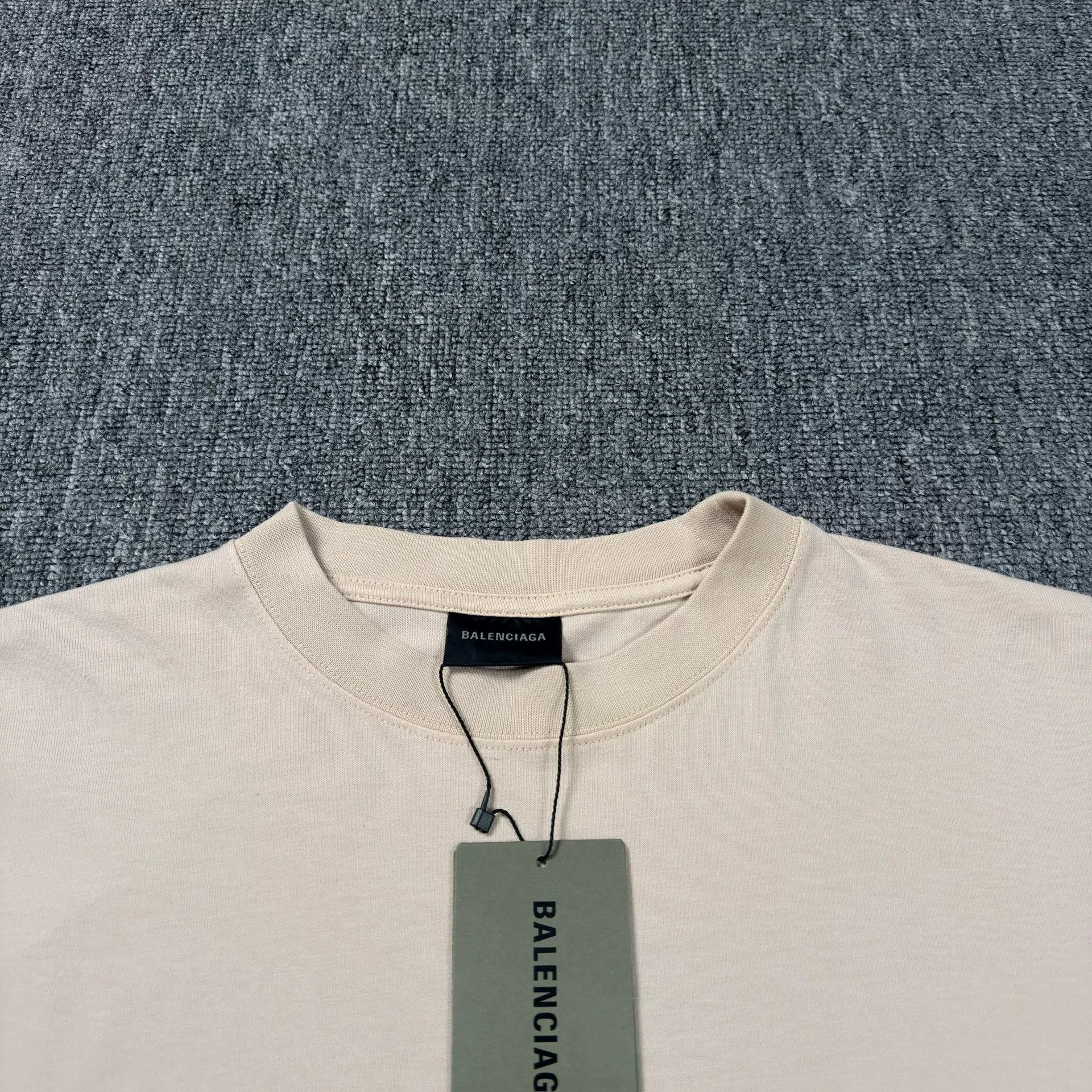 Balenciaga Balenciaga Logo Embroidered T-Shirt Size S Size US S / EU 44-46 / 1 - 3 Thumbnail