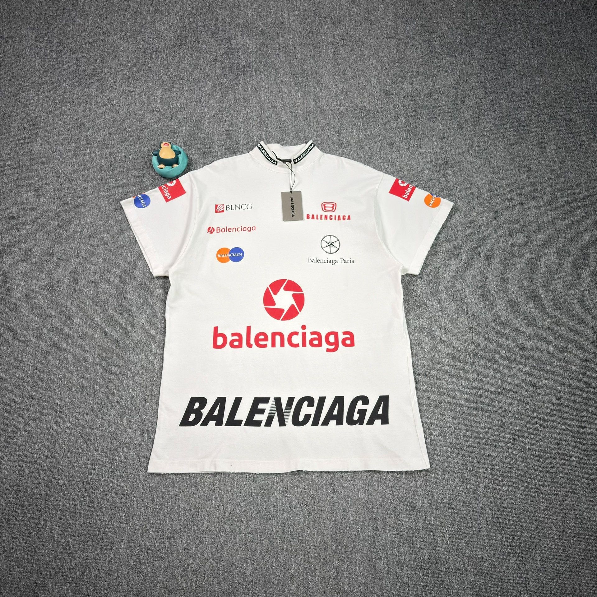 Balenciaga Balenciaga Graphic Print T-Shirt Size S Size US S / EU 44-46 / 1 - 2 Thumbnail