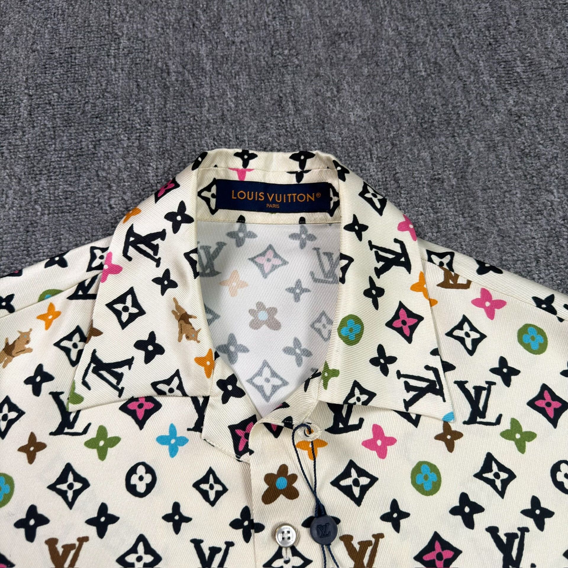 Louis Vuitton Louis Vuitton Monogram Short Sleeve Shirt Size S Size US S / EU 44-46 / 1 - 4 Thumbnail