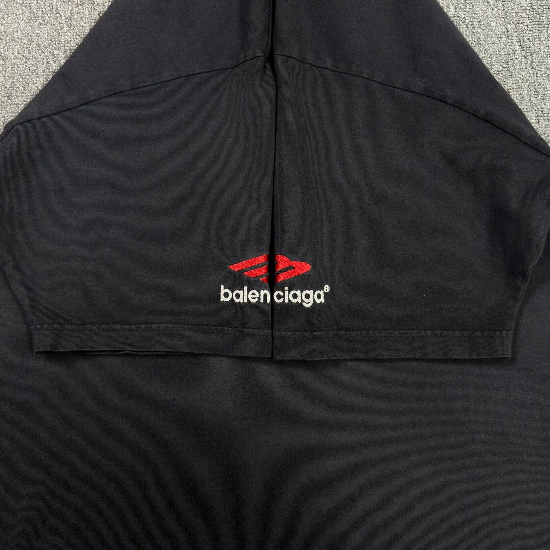 Balenciaga Balenciaga 3B Logo T-Shirt Size S Size US S / EU 44-46 / 1 - 5 Thumbnail