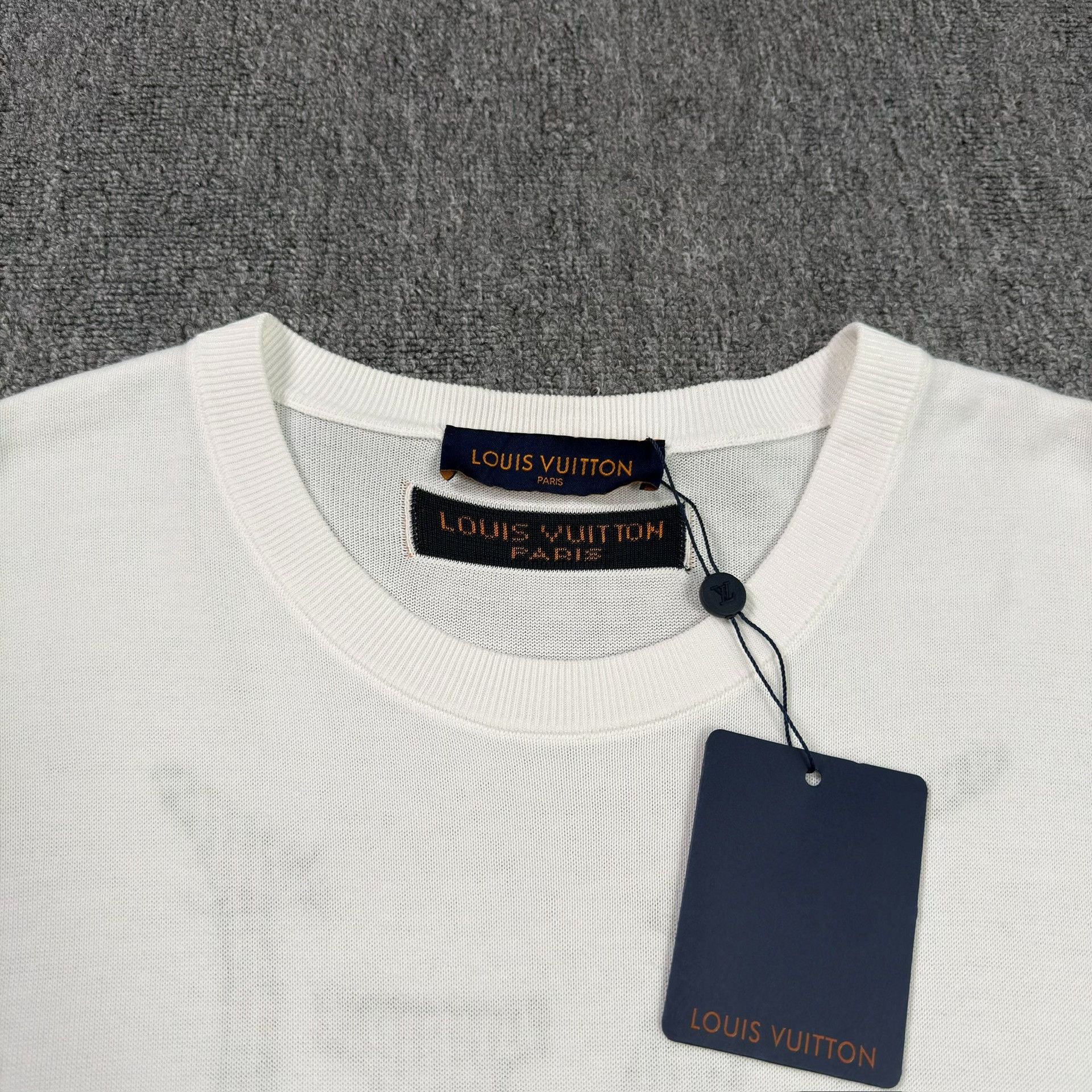 Louis Vuitton Louis Vuitton End Goal T-Shirt Size XL Size US XL / EU 56 / 4 - 4 Thumbnail