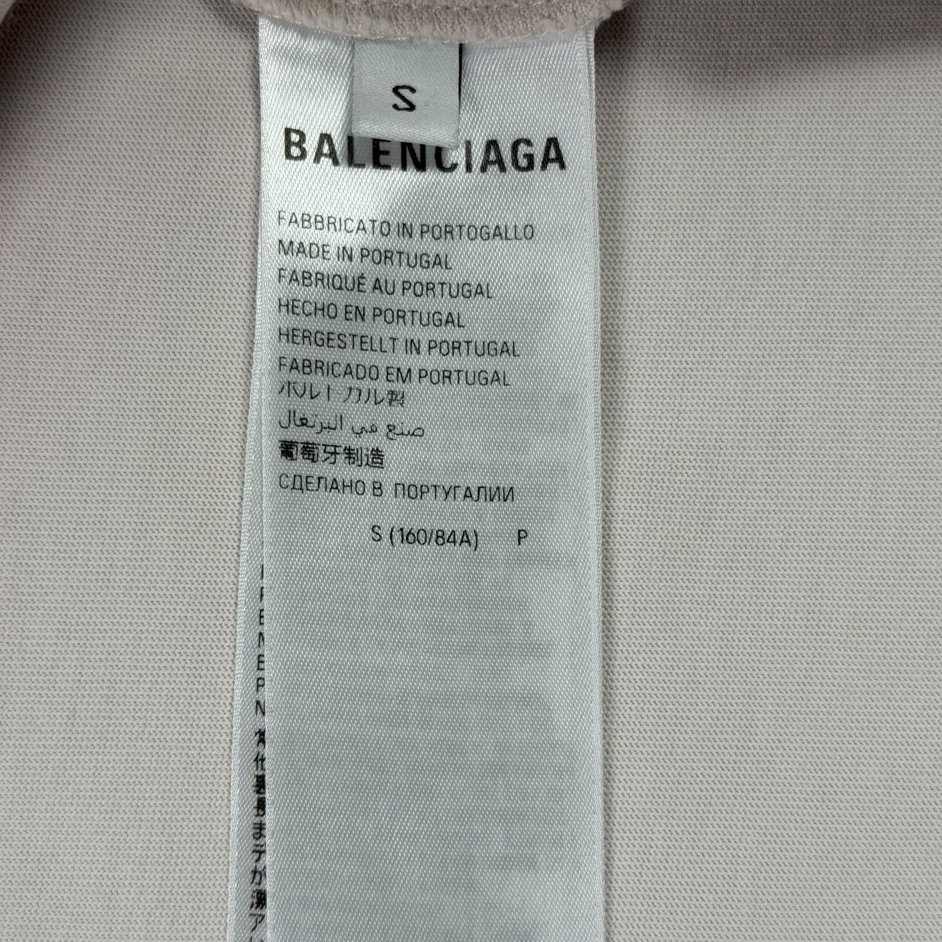 Balenciaga Balenciaga Distressed Tape Logo T-Shirt Size S Size US S / EU 44-46 / 1 - 8 Thumbnail
