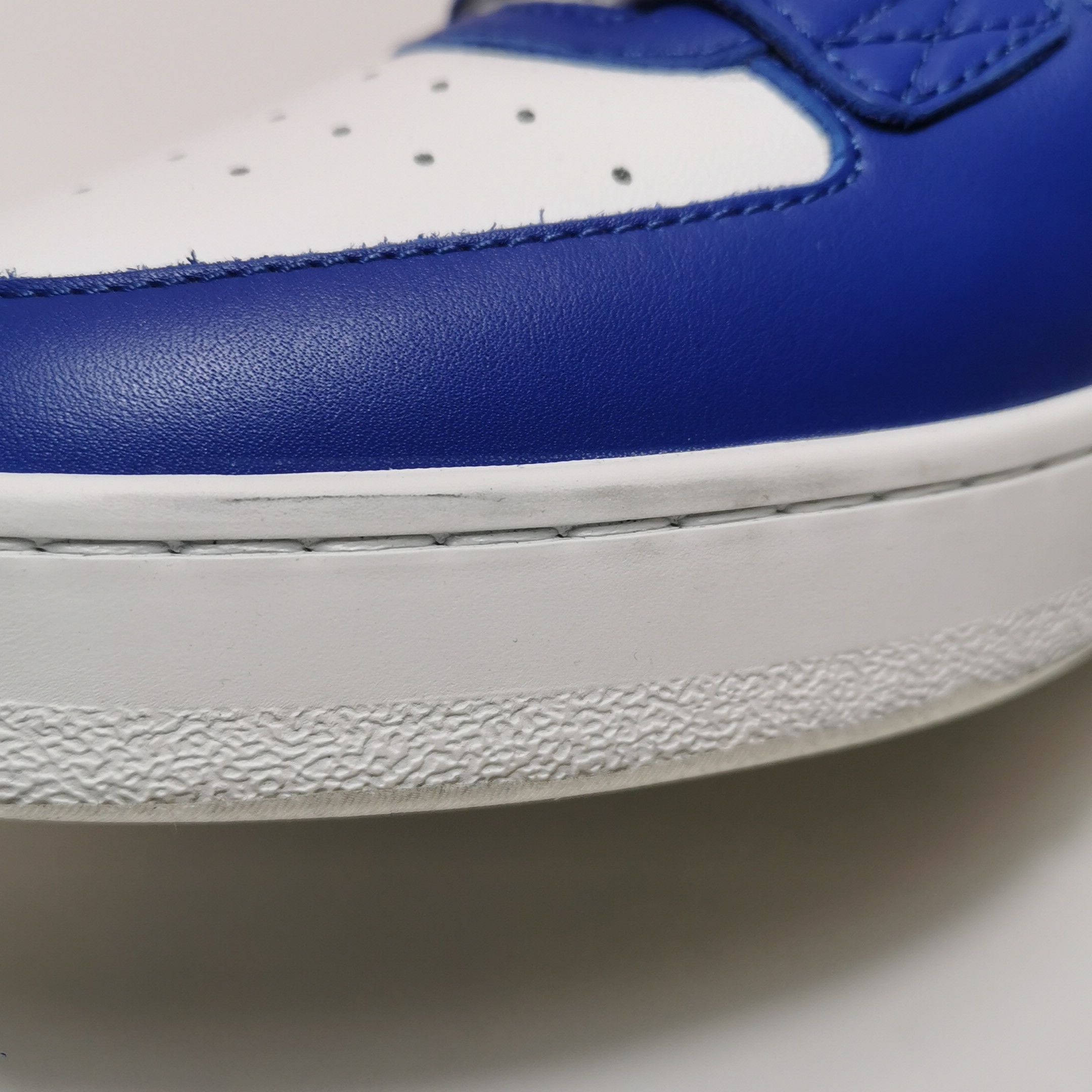 Celine Celine Men 6 Lowtop Sneakers Size US 6 / EU 39 - 9 Thumbnail