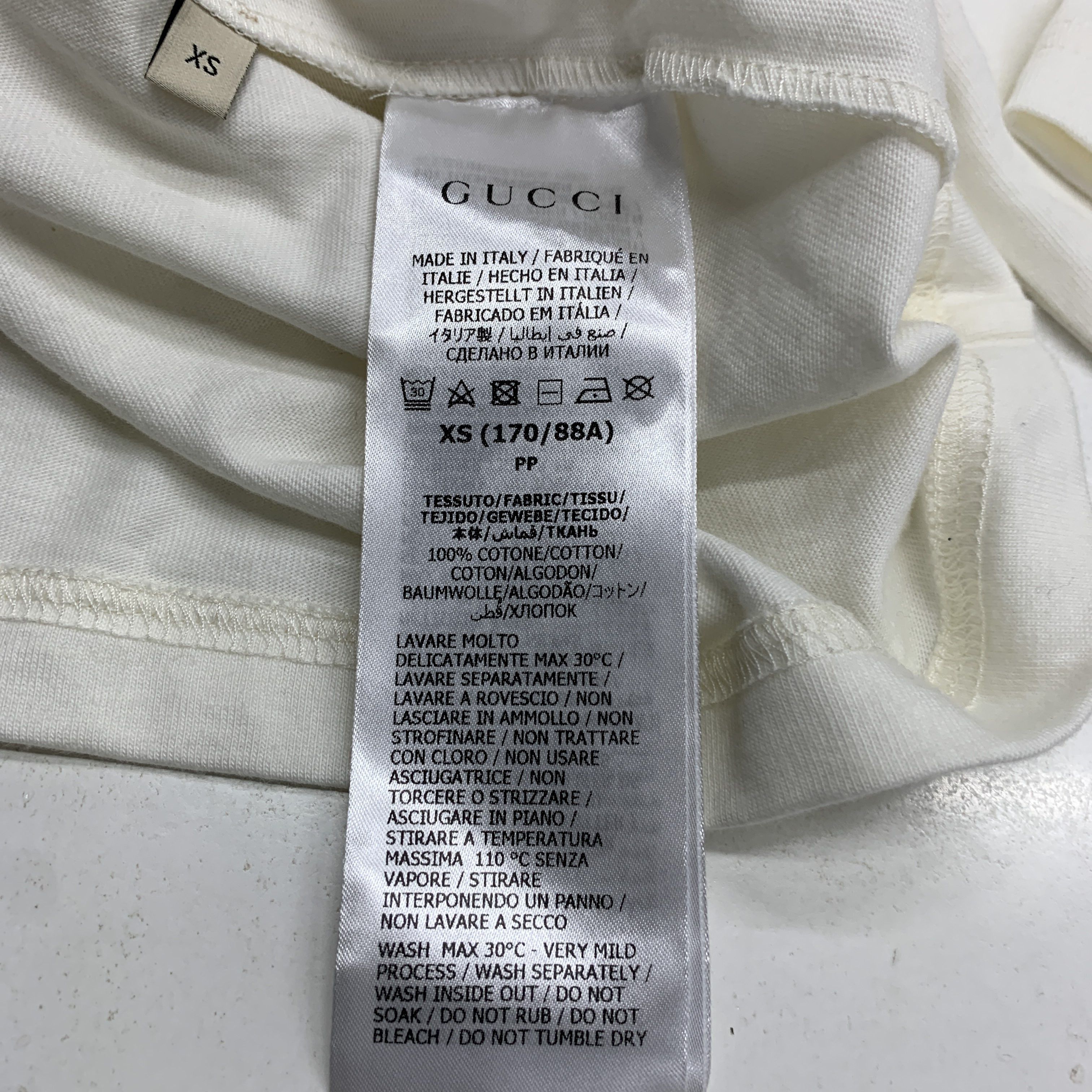 Gucci Gucci Interlocking G Spray Logo T-Shirt Size XS Size US XS / EU 42 / 0 - 3 Thumbnail