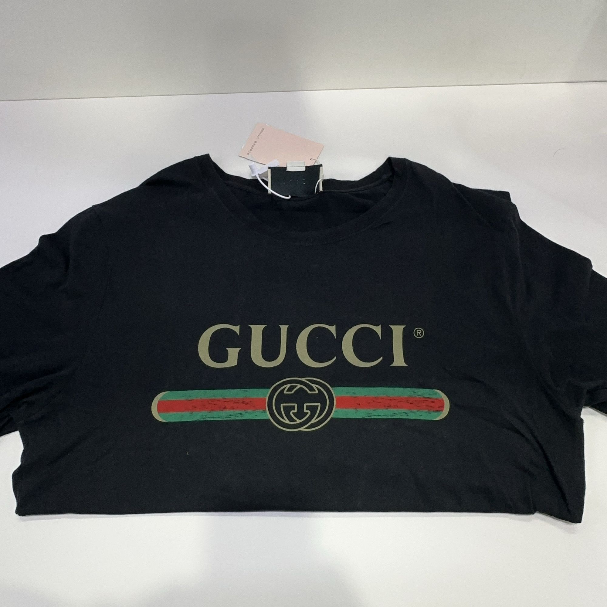 Gucci Gucci Logo T-Shirt Size L Size US L / EU 52-54 / 3 - 7 Thumbnail