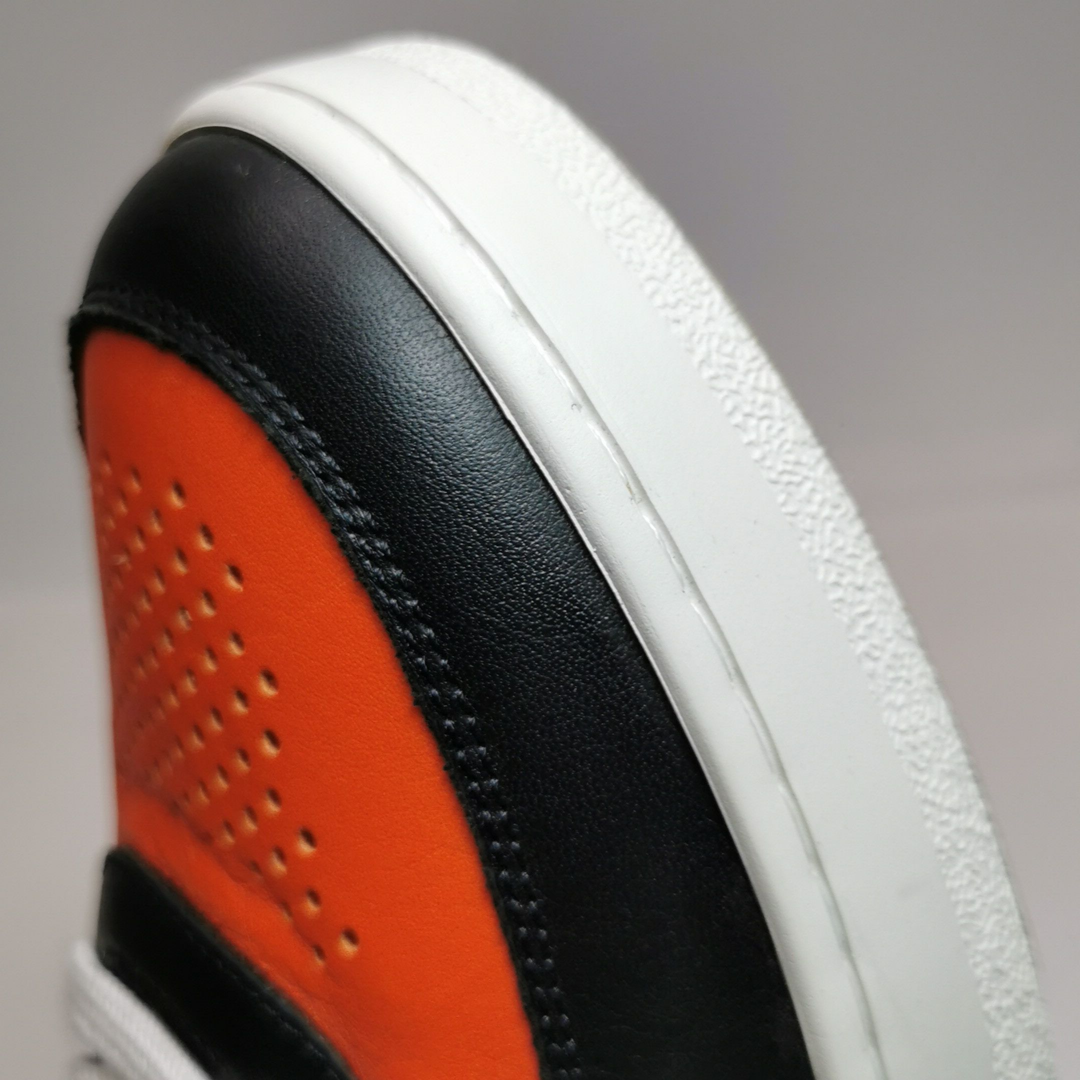 Celine Celine Men 7 Lowtop Sneakers Size US 7 / EU 40 - 7 Thumbnail