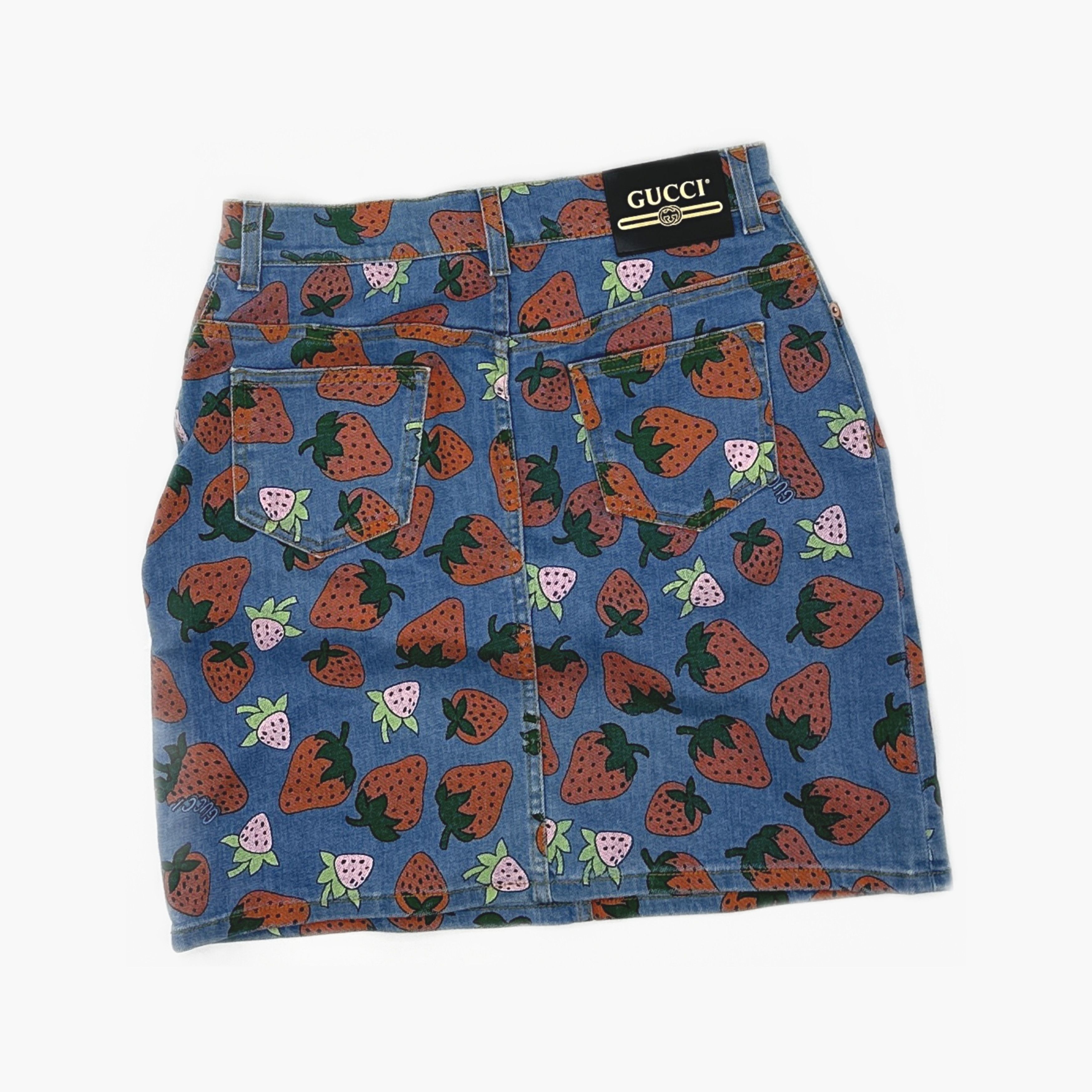 Gucci Gucci Strawberry Print Denim Mini Skirt Size 44 Size 30" / US 8 / IT 44 - 2 Thumbnail