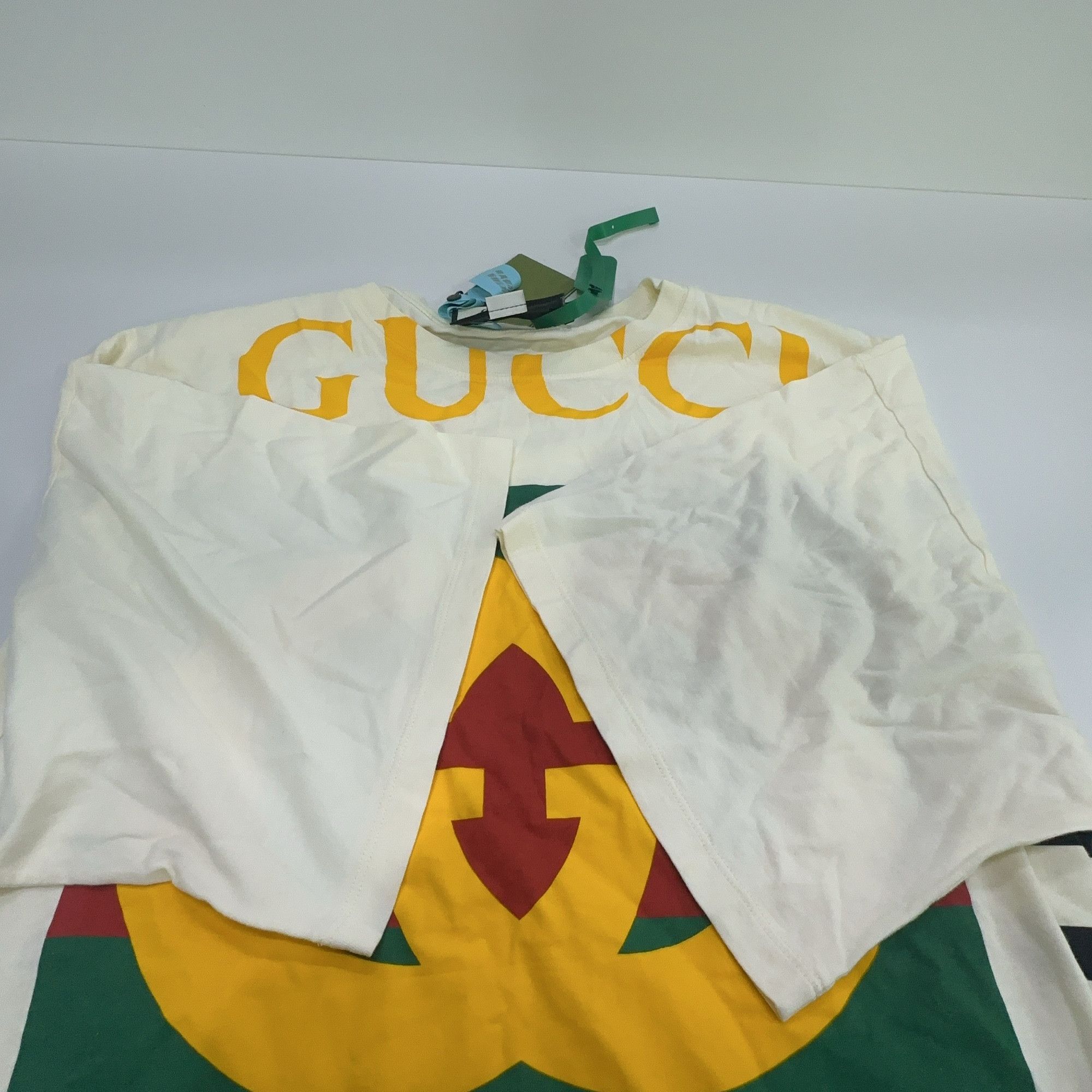 Gucci Gucci Logo Graphic T-Shirt Size XS Size XS / US 0-2 / IT 36-38 - 7 Thumbnail