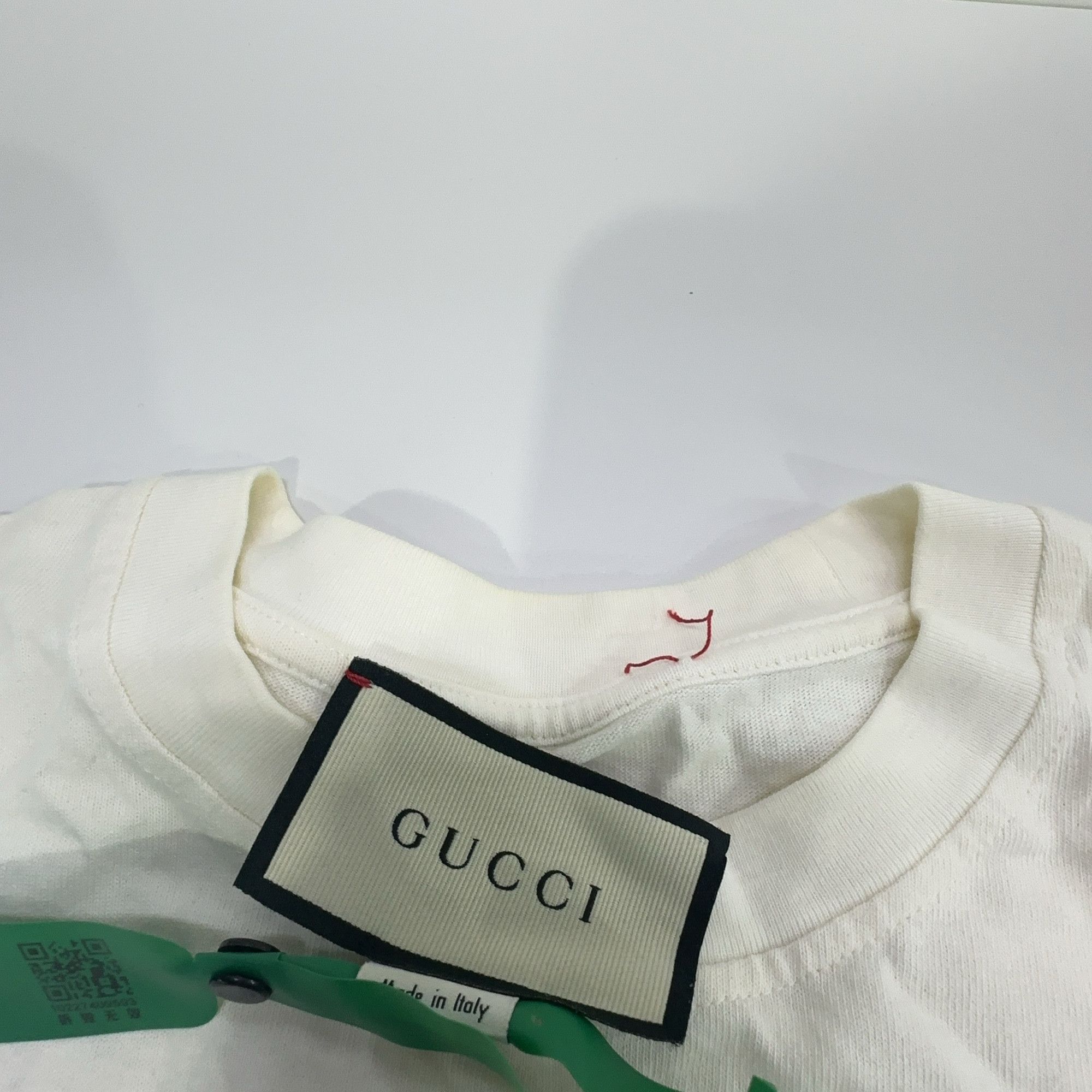 Gucci Gucci Beverly Hills Cherry Logo T-Shirt Size XS Size XS / US 0-2 / IT 36-38 - 6 Thumbnail