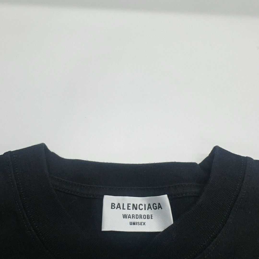Balenciaga Balenciaga Pixelated BB Logo T-Shirt Size S Size US S / EU 44-46 / 1 - 5 Thumbnail