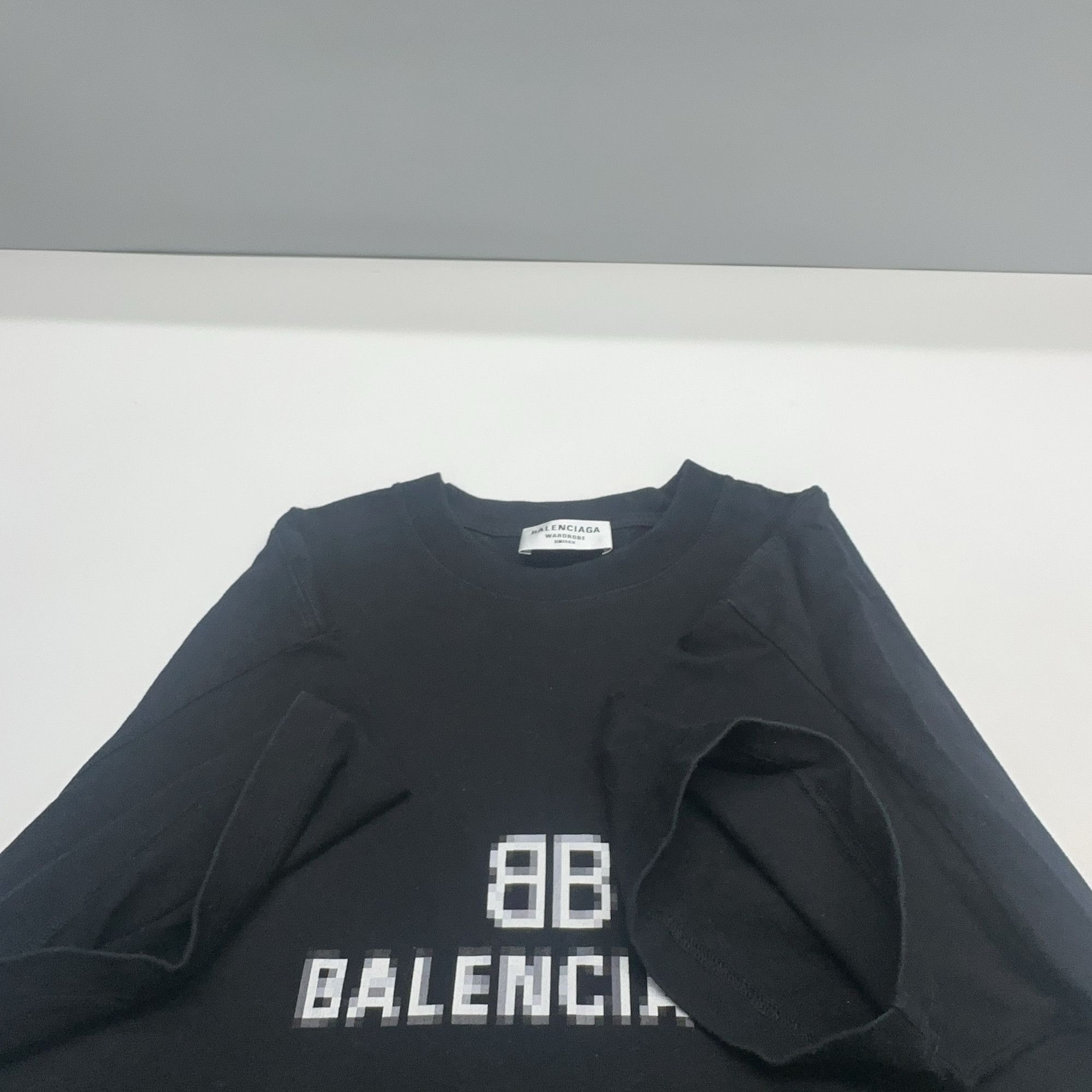 Balenciaga Balenciaga Pixelated BB Logo T-Shirt Size S Size US S / EU 44-46 / 1 - 10 Thumbnail