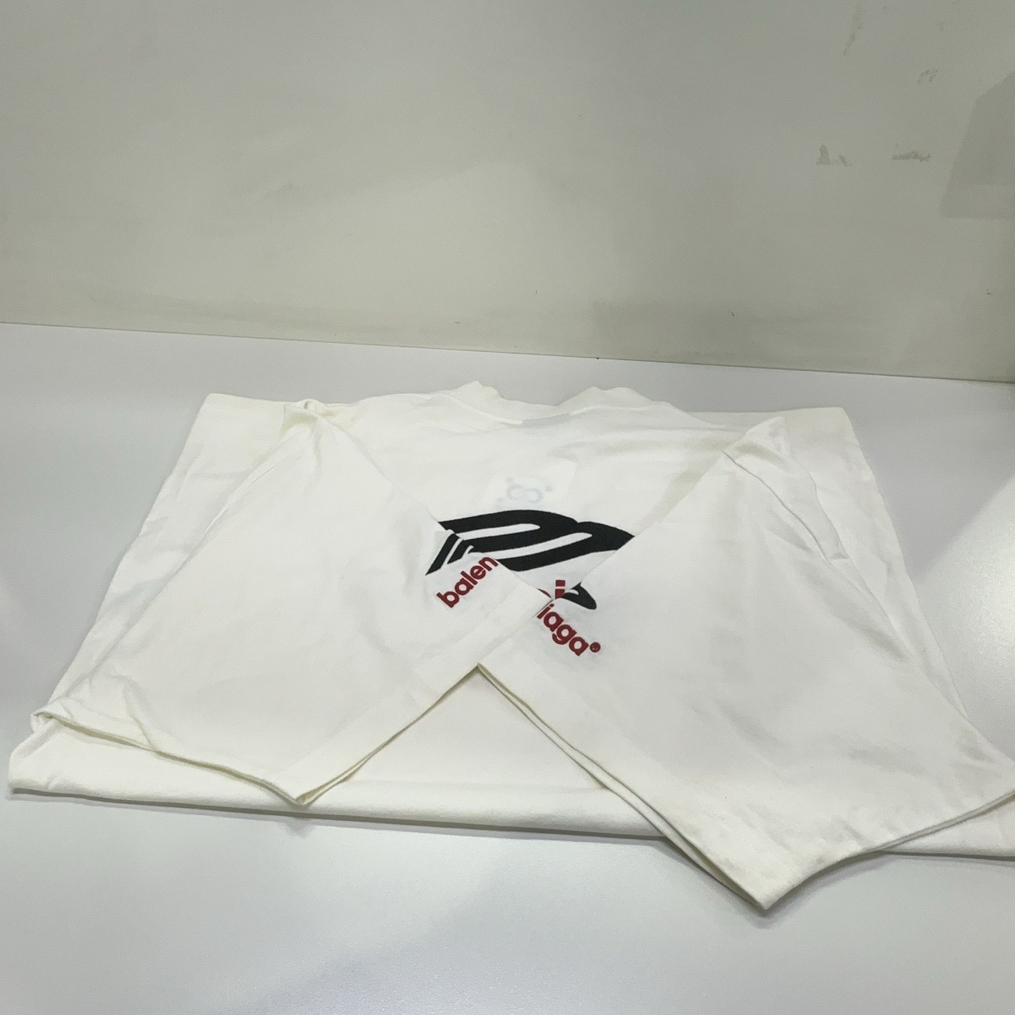 Balenciaga Balenciaga 3B Sports Icon Embroidered T-Shirt Size XS Size US XS / EU 42 / 0 - 12 Thumbnail