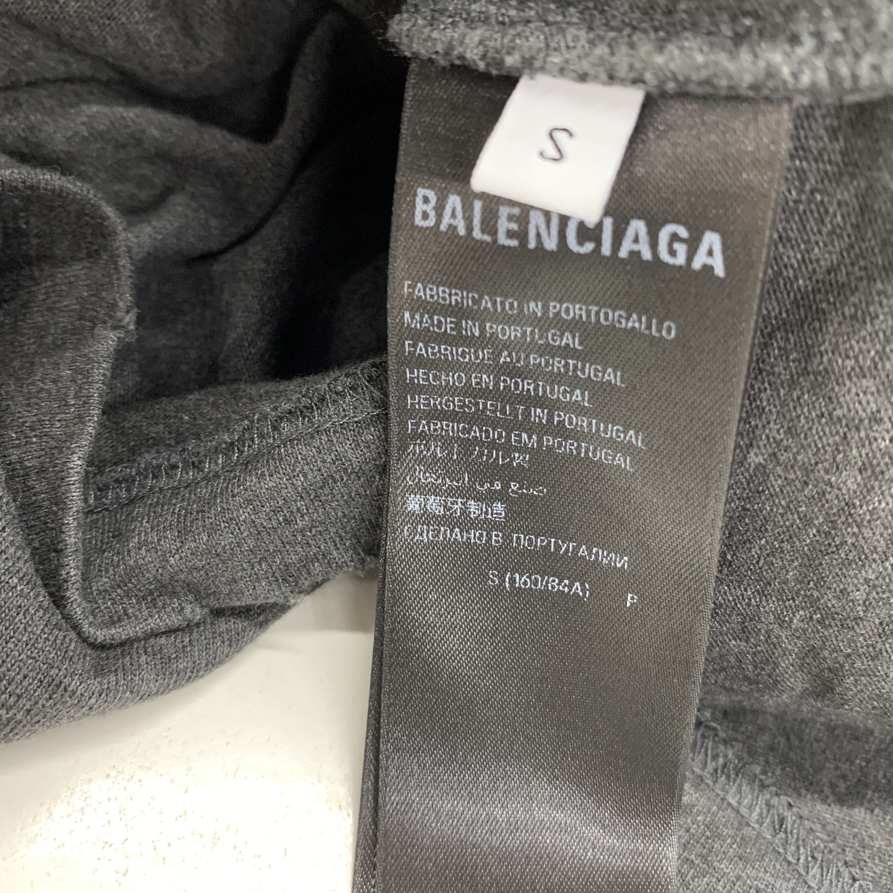 Balenciaga Balenciaga Tape Logo T-Shirt Size S Size US S / EU 44-46 / 1 - 3 Thumbnail