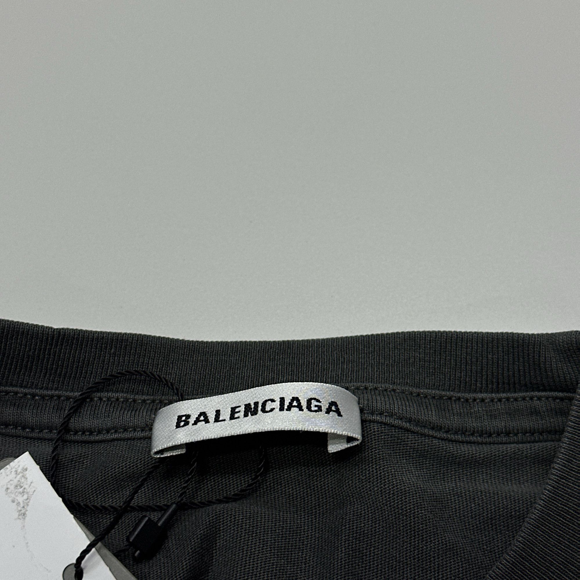 Balenciaga Balenciaga Logo Short Sleeve T-Shirt Size XS Size XS / US 0-2 / IT 36-38 - 3 Thumbnail