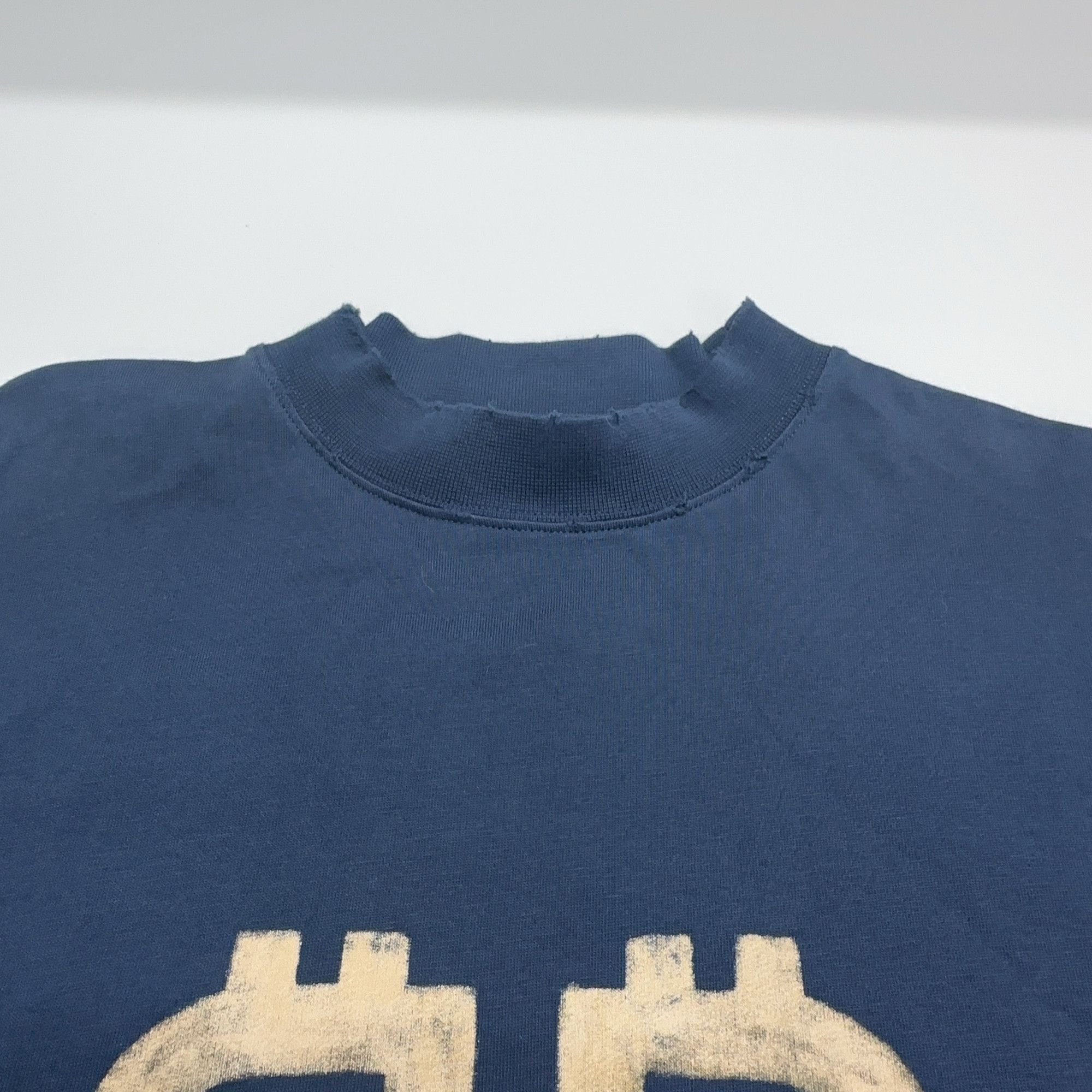 Balenciaga Balenciaga Crypto Print T-Shirt Size M Size US M / EU 48-50 / 2 - 7 Thumbnail
