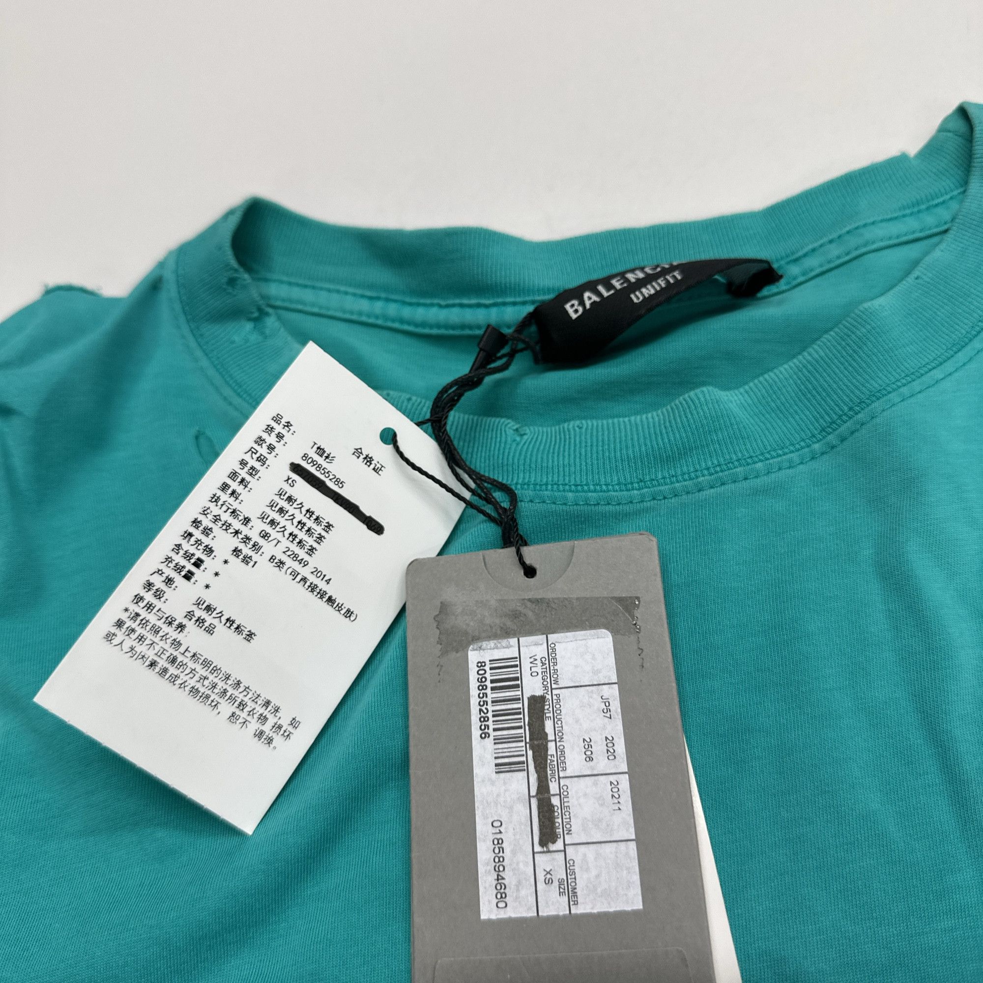 Balenciaga Balenciaga Logo Distressed T-Shirt Size XS Size US XS / EU 42 / 0 - 4 Thumbnail