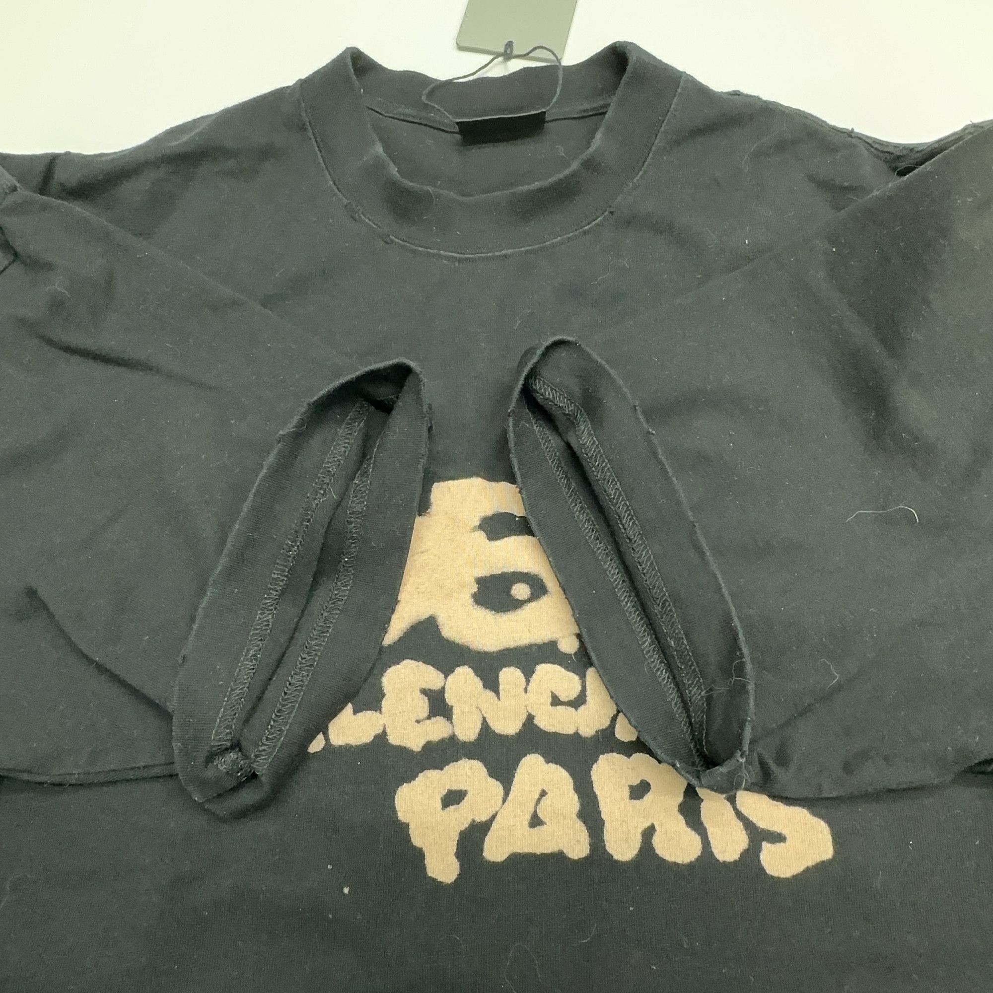 Balenciaga Balenciaga BB Paris Logo T-Shirt Size S Size US S / EU 44-46 / 1 - 8 Thumbnail