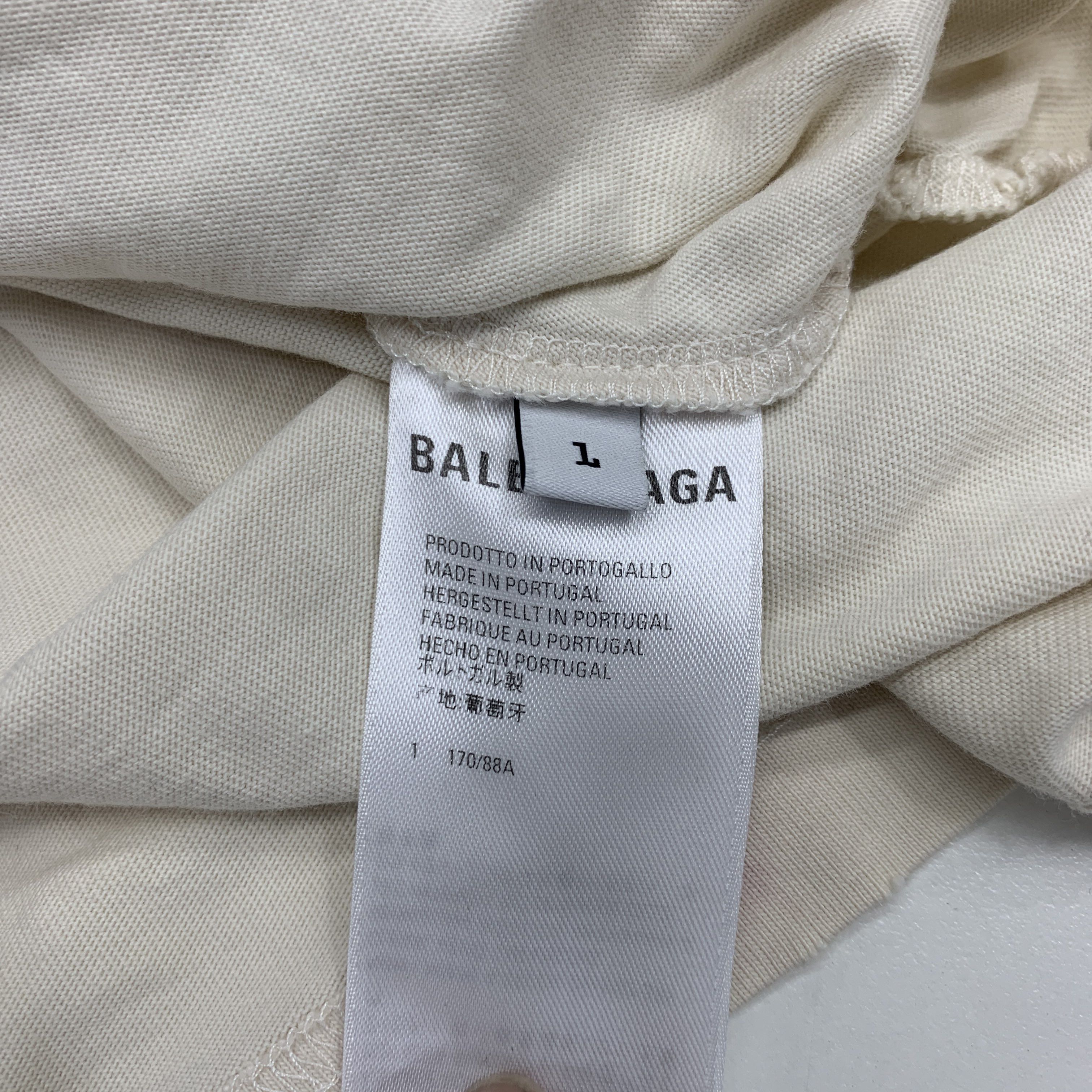 Balenciaga Balenciaga FBI Logo Graphic T-Shirt Size S Size US S / EU 44-46 / 1 - 5 Thumbnail