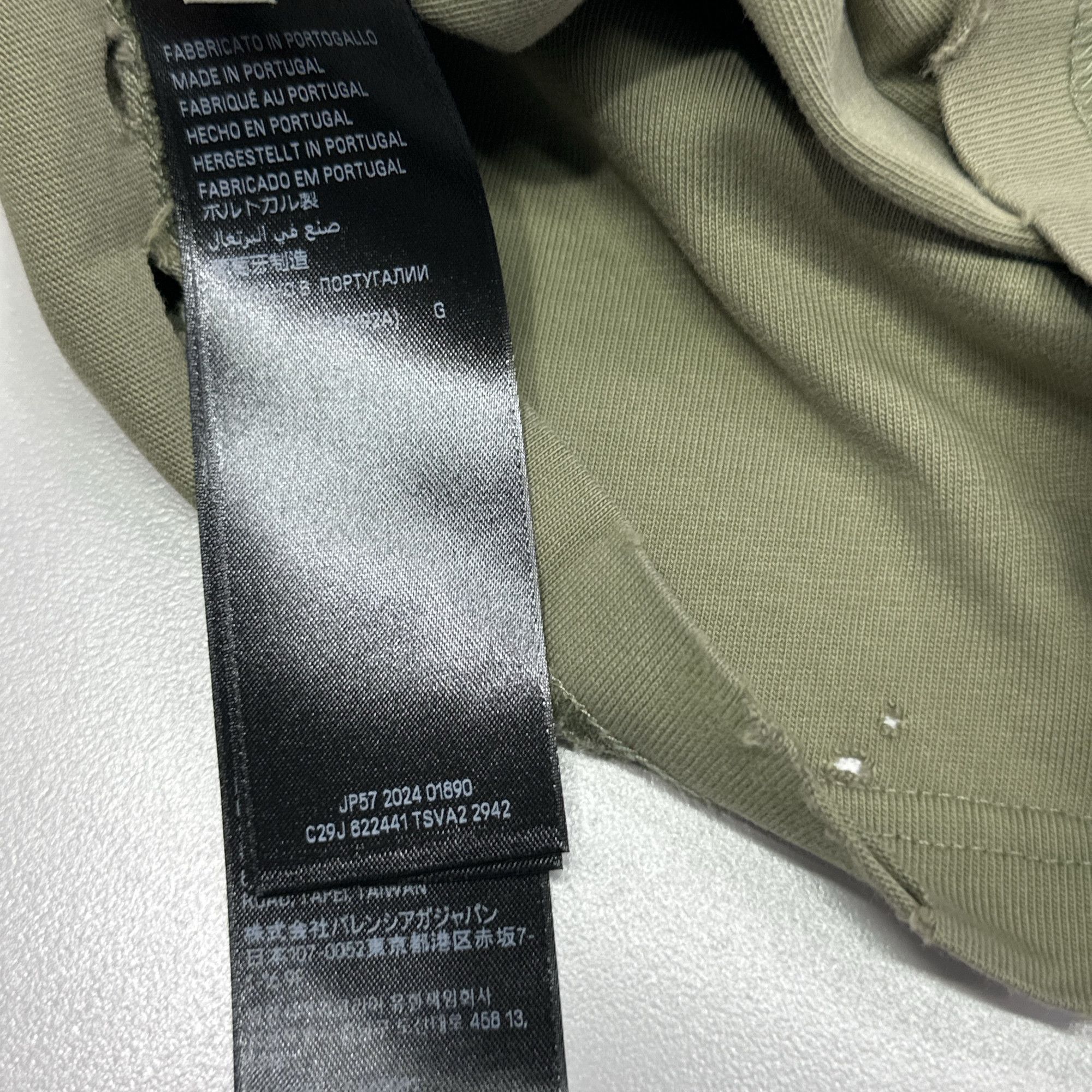 Balenciaga Balenciaga Logo T-Shirt Size L Size US L / EU 52-54 / 3 - 6 Thumbnail
