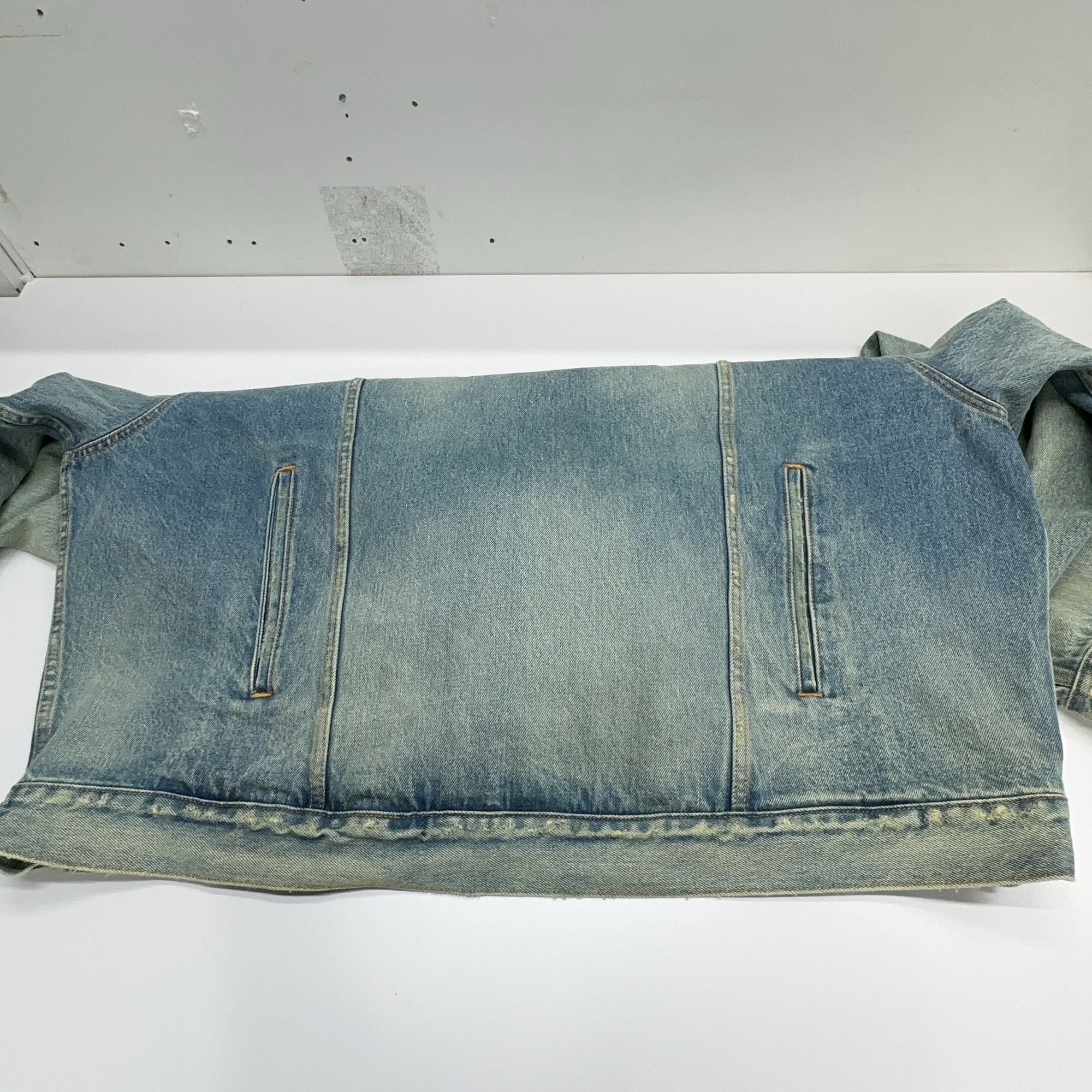 Balenciaga Balenciaga Hooded Denim Jacket Size S Size US S / EU 44-46 / 1 - 13 Thumbnail