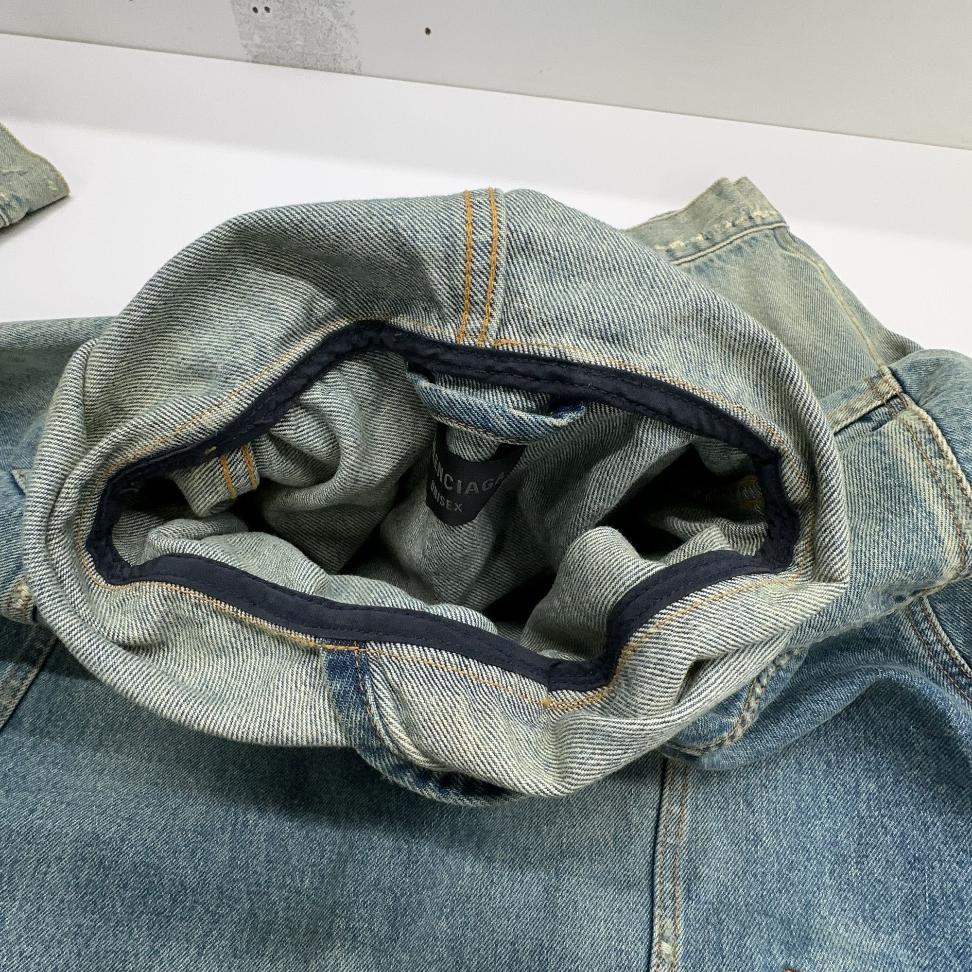 Balenciaga Balenciaga Hooded Denim Jacket Size S Size US S / EU 44-46 / 1 - 6 Thumbnail