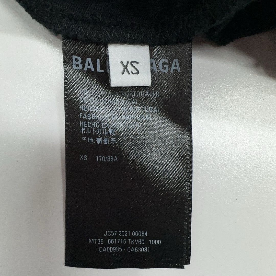 Balenciaga Balenciaga Distressed T-Shirt Size XS Size US XS / EU 42 / 0 - 4 Thumbnail
