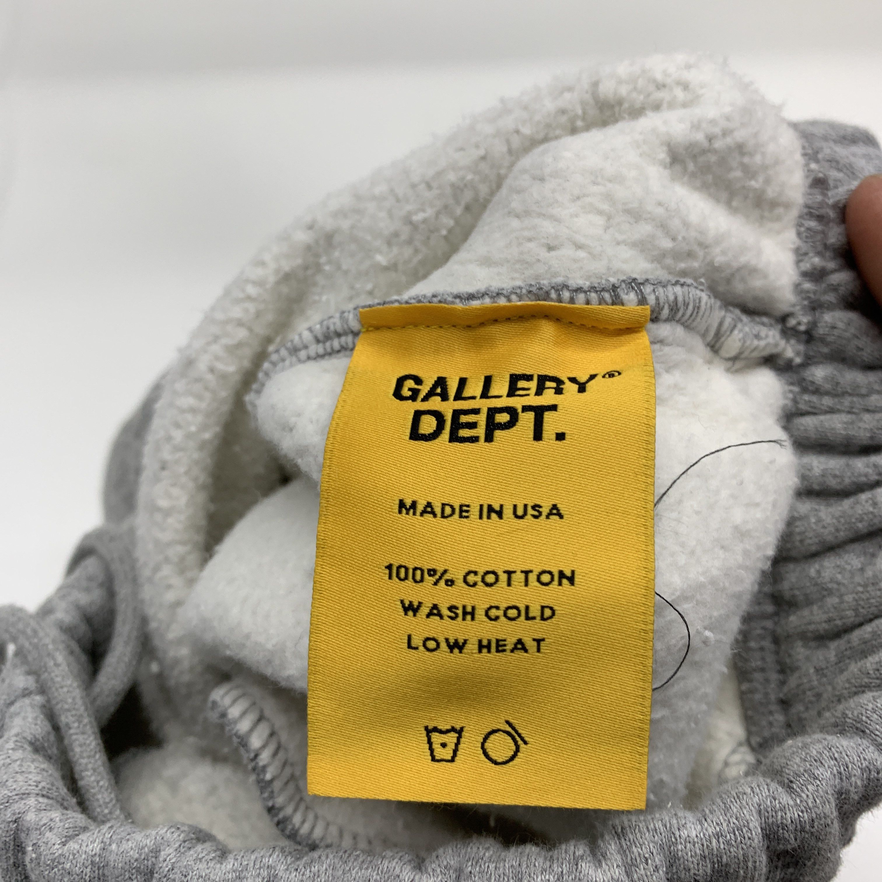 Gallery Dept. Gallery Dept. Logo Shorts Size L Size US 34 / EU 50 - 4 Thumbnail