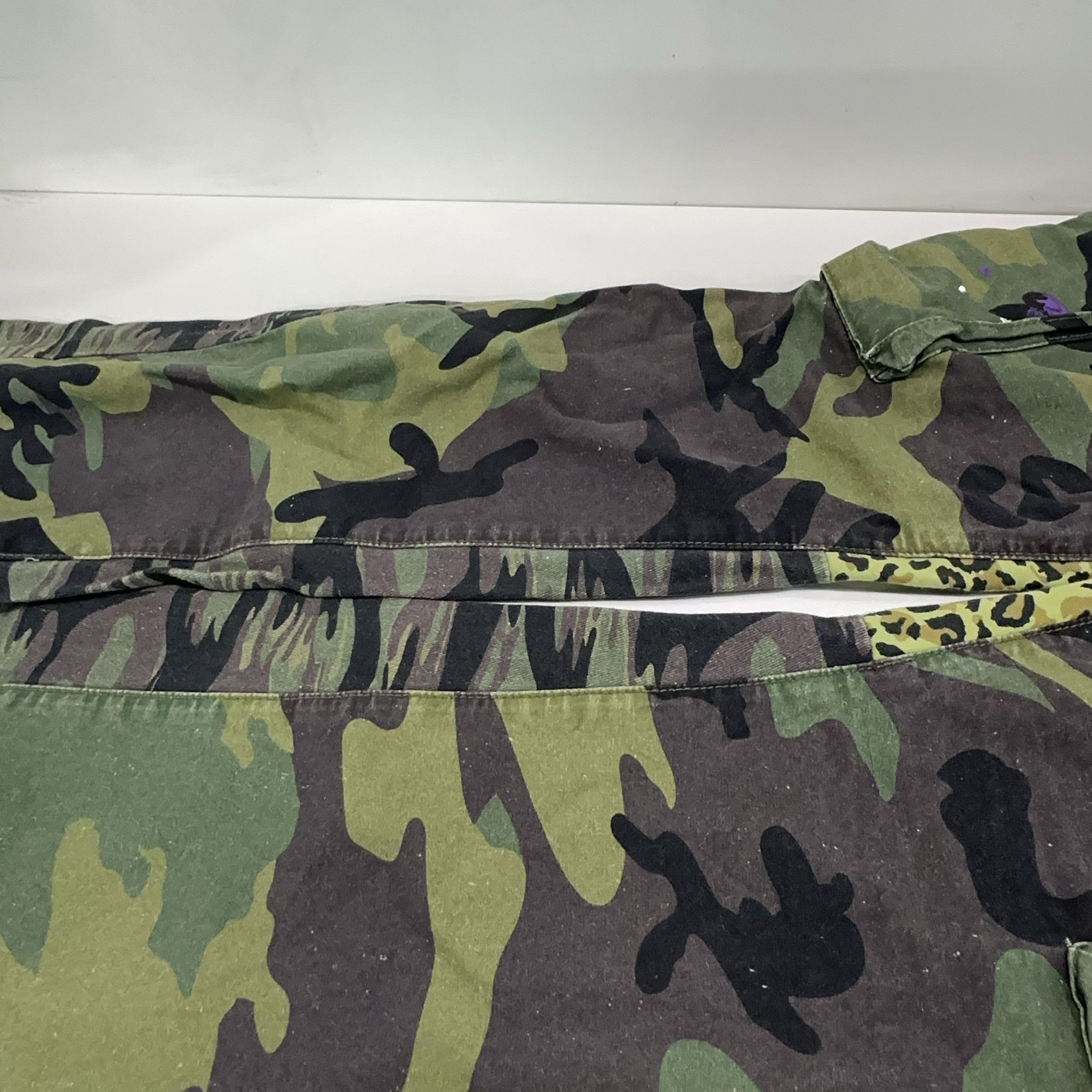 Gallery Dept. Gallery Dept. Camo Flare Cargo Pants Size 31 Size US 31 - 9 Thumbnail
