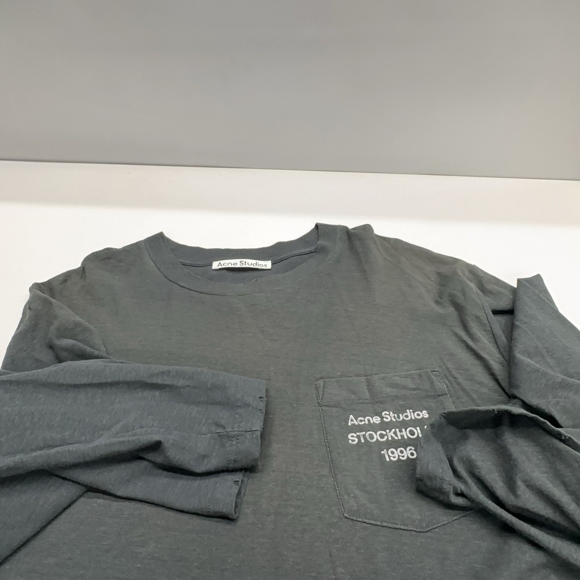 Acne Studios Acne Studios 1996 Logo Long Sleeve T-Shirt Size L Size US L / EU 52-54 / 3 - 7 Thumbnail