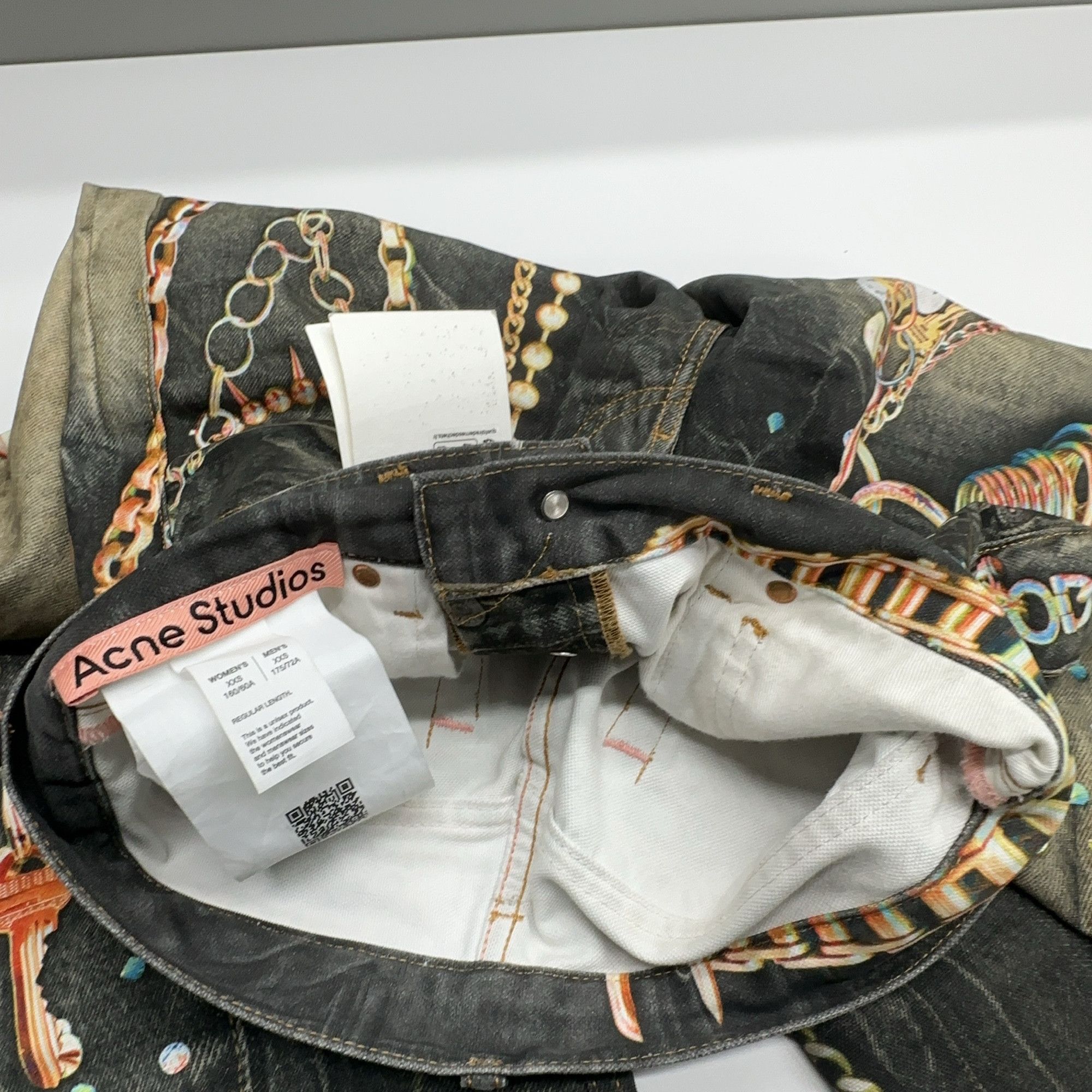 Acne Studios Acne Studios Chain Print Denim Jeans Size 26 Size US 26 / EU 42 - 9 Thumbnail