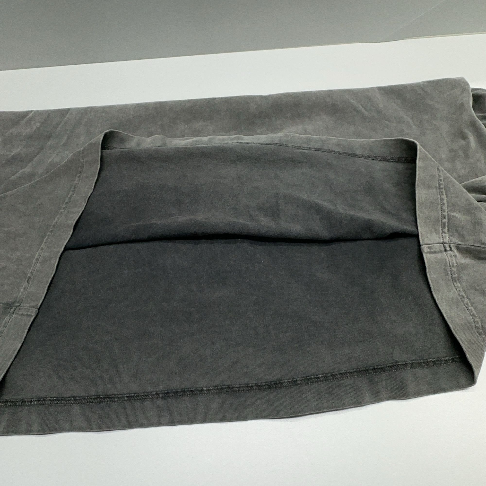 Acne Studios Acne Studios Faded Long Sleeve T-Shirt Size L Size US L / EU 52-54 / 3 - 8 Thumbnail