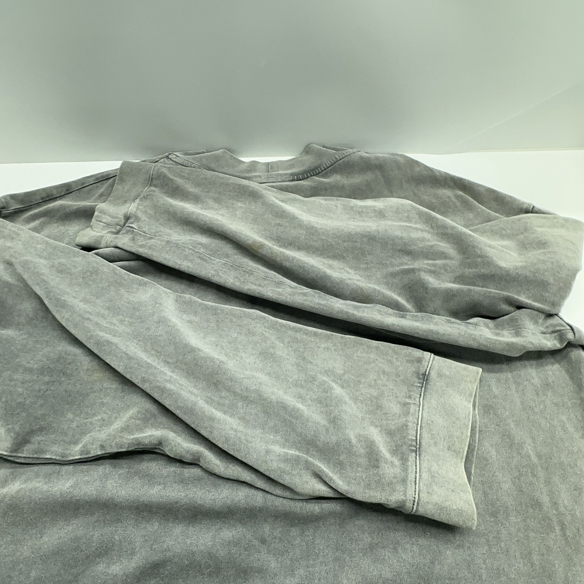 Acne Studios Acne Studios Faded Long Sleeve T-Shirt Size L Size US L / EU 52-54 / 3 - 12 Thumbnail