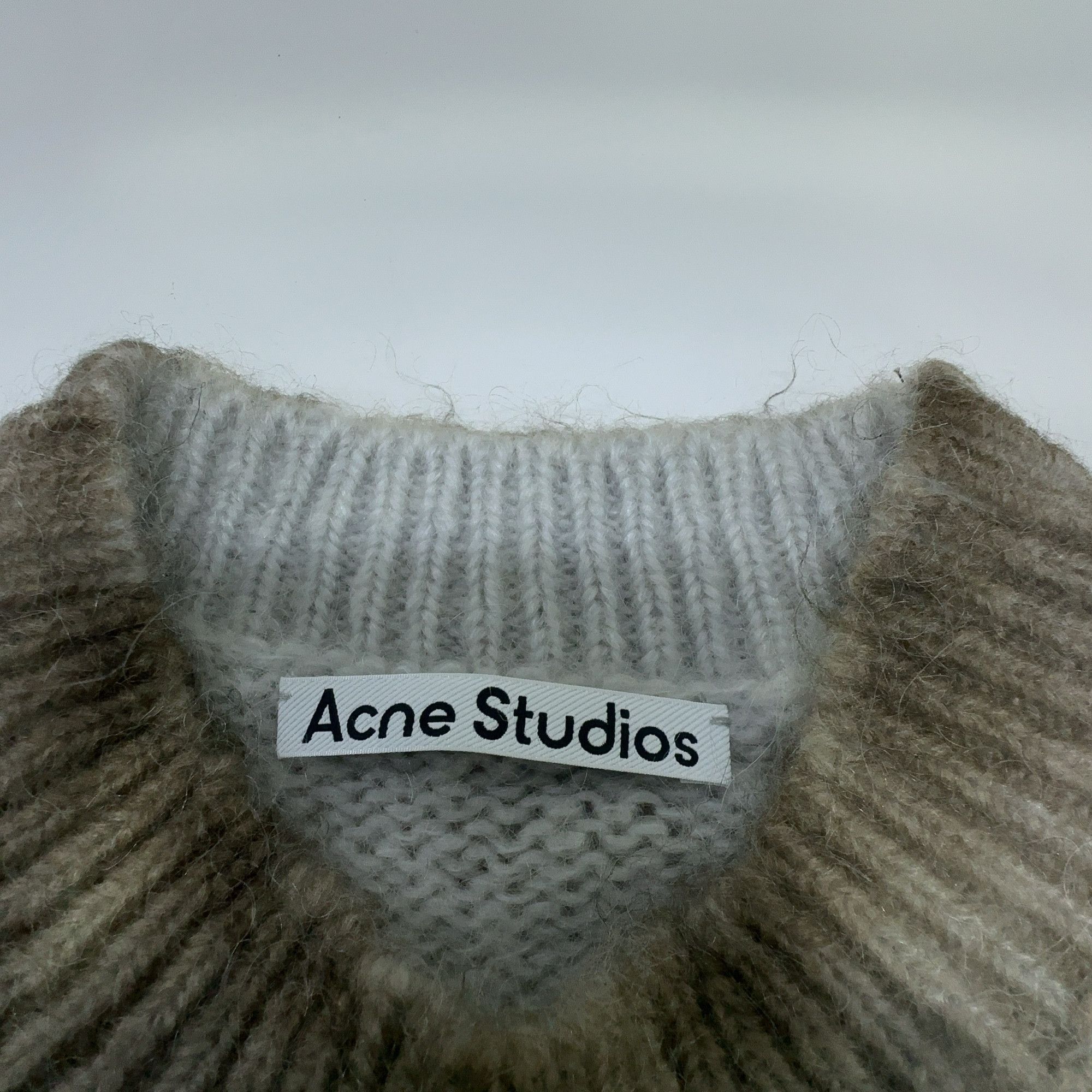 Acne Studios Acne Studios Mohair Wool Blend Crewneck Sweater Brown S Size S / US 4 / IT 40 - 3 Thumbnail