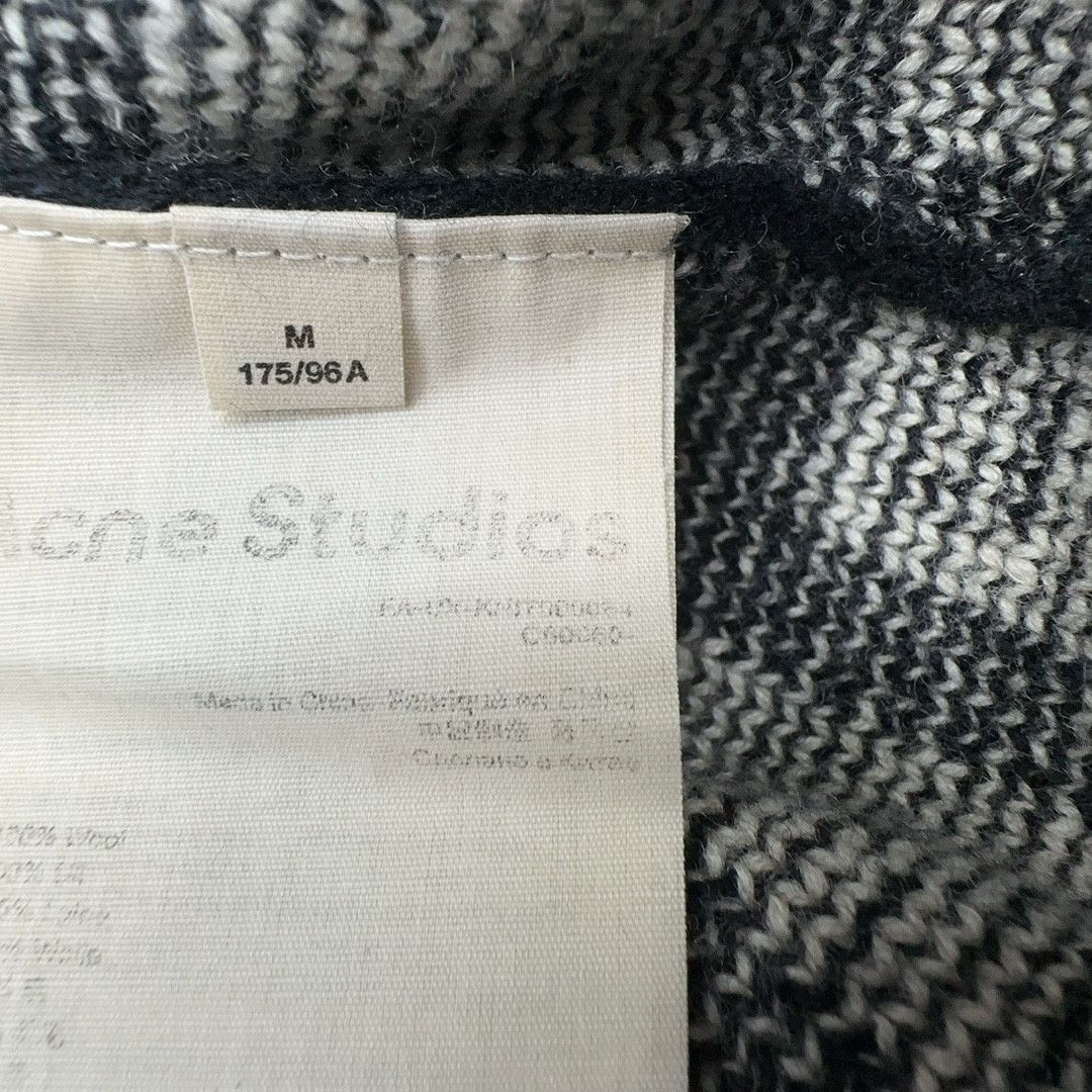 Acne Studios Acne Studios Face Pattern Knit Sweater Size M Size US M / EU 48-50 / 2 - 5 Thumbnail