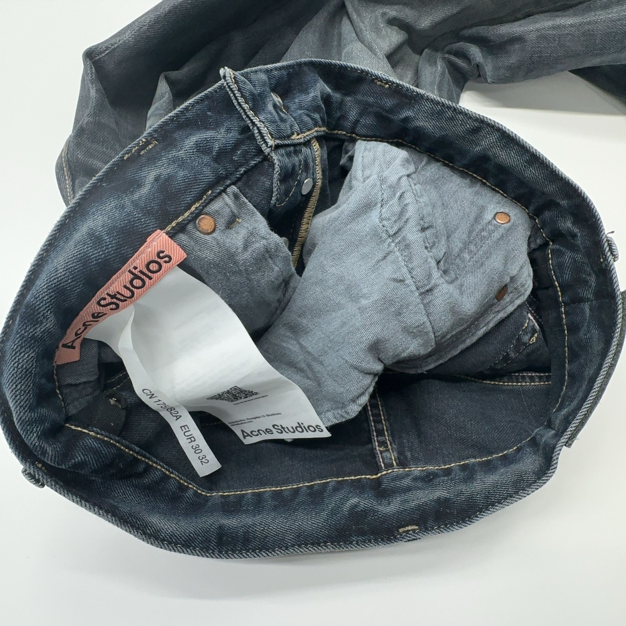 Acne Studios Acne Studios 2006M Glossy Jeans Size 30 Size US 30 / EU 46 - 5 Thumbnail