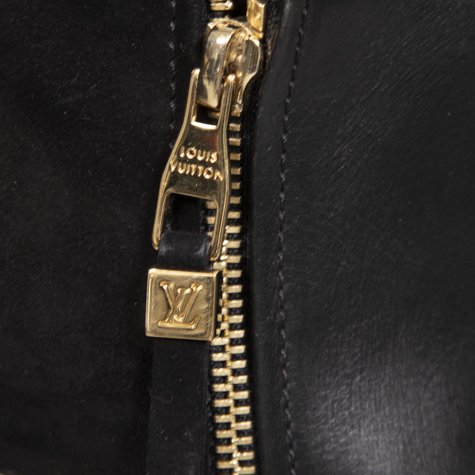 Louis Vuitton Black Leather Ankle Heeled Boots Size US 9 / IT 39 - 5 Thumbnail