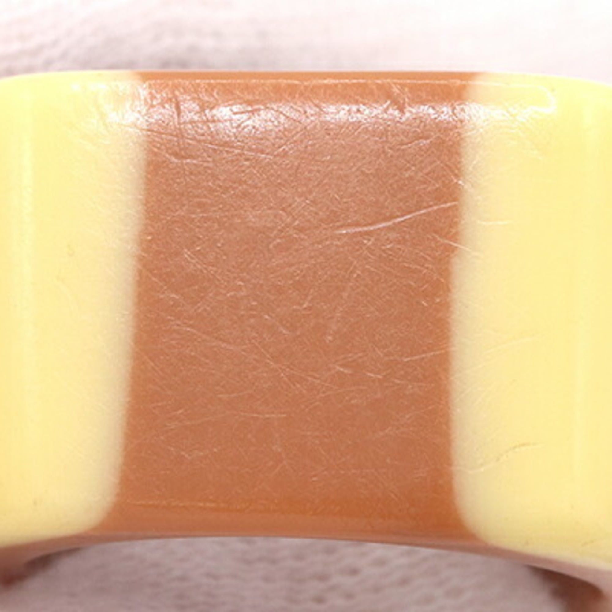 Chanel Chanel Ring, Brown Cream Yellow Plastic, 01A, 2001 Model, Coco Mark, Women's CHANEL Size ONE SIZE - 6 Thumbnail