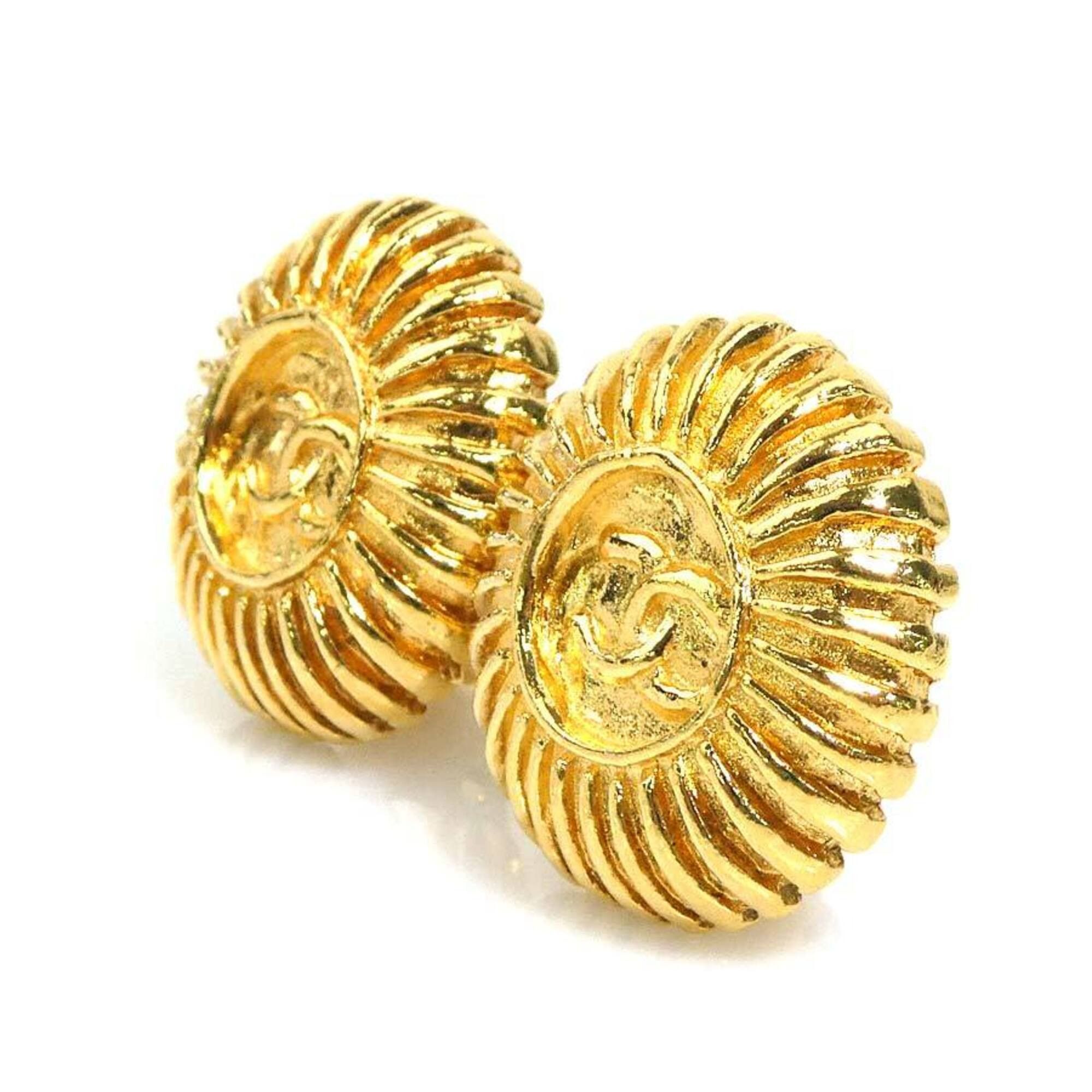 Chanel Chanel earrings, Coco Mark design, metal, gold, women's, e61873a Size ONE SIZE - 3 Thumbnail